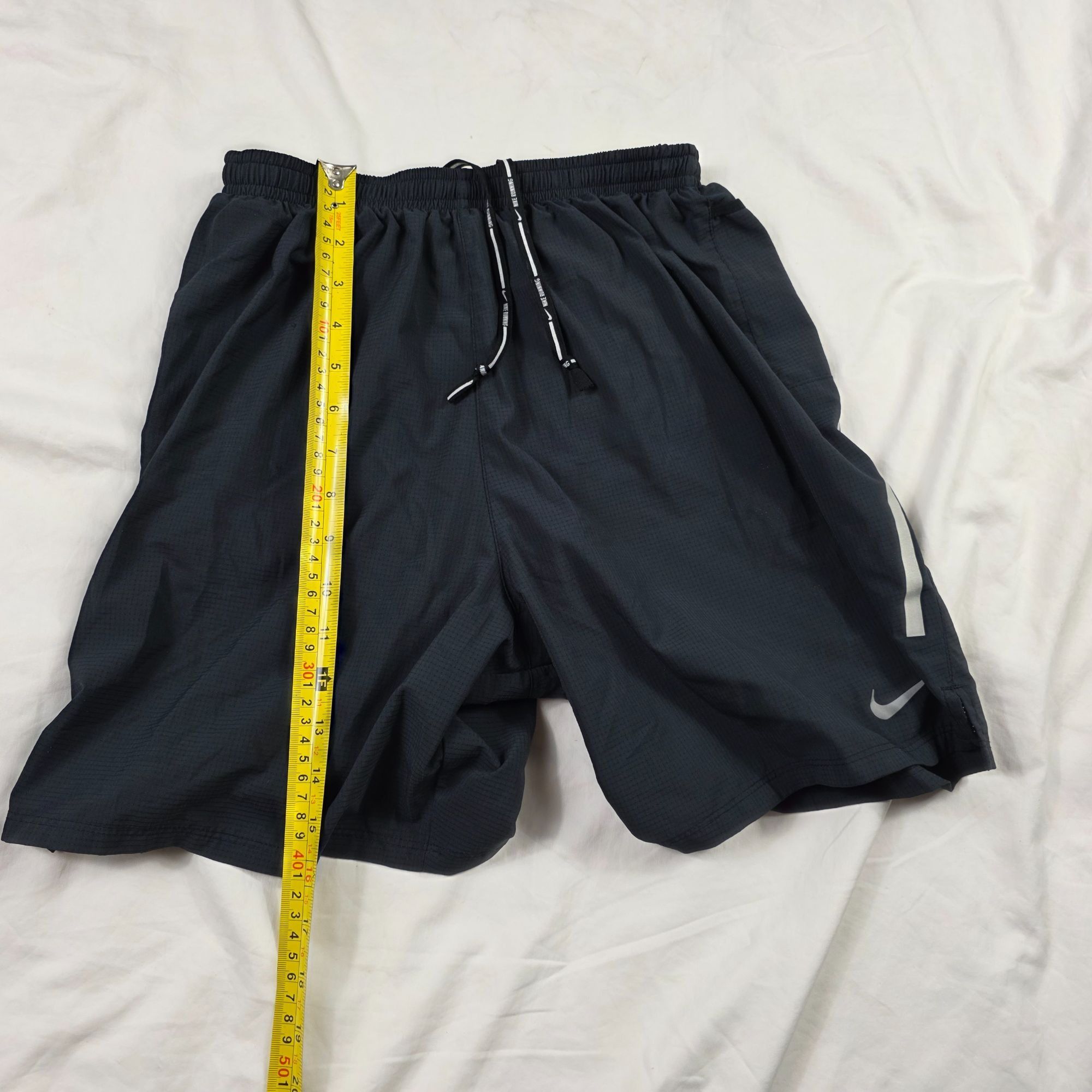 Nike Nike Dri Fit Mens Medium Black Green Running Shorts Lightwei Size US 40 / EU 56 - 9 Thumbnail