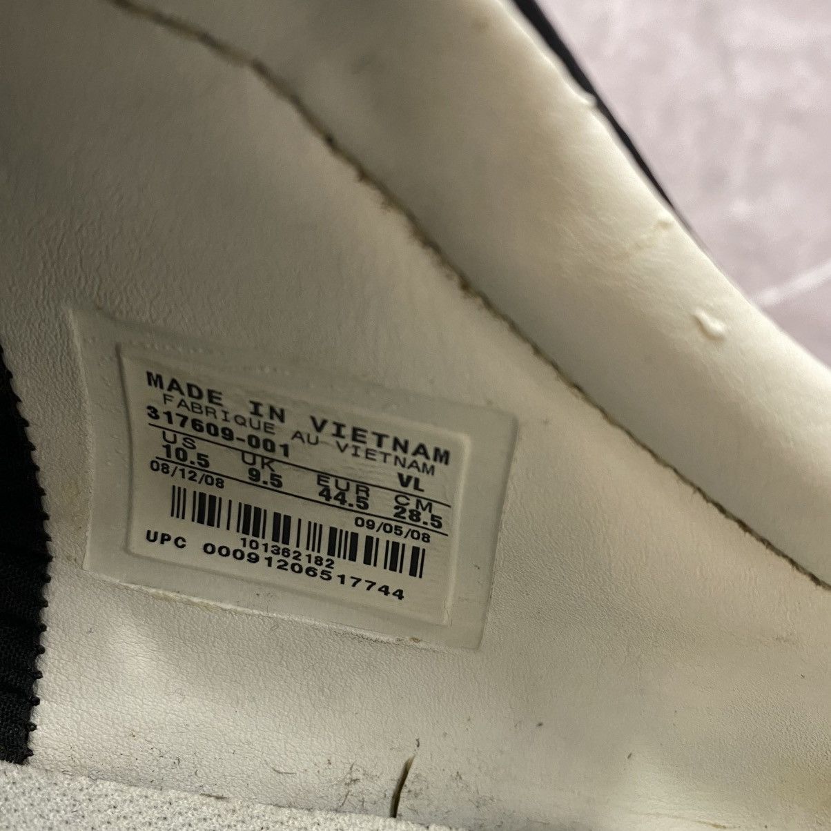 Nike VINTAGE NIKE TIEMPO MYSTIC II FG R10 FOOTBALL BOOTS Size US 10.5 / EU 43-44 - 14 Thumbnail