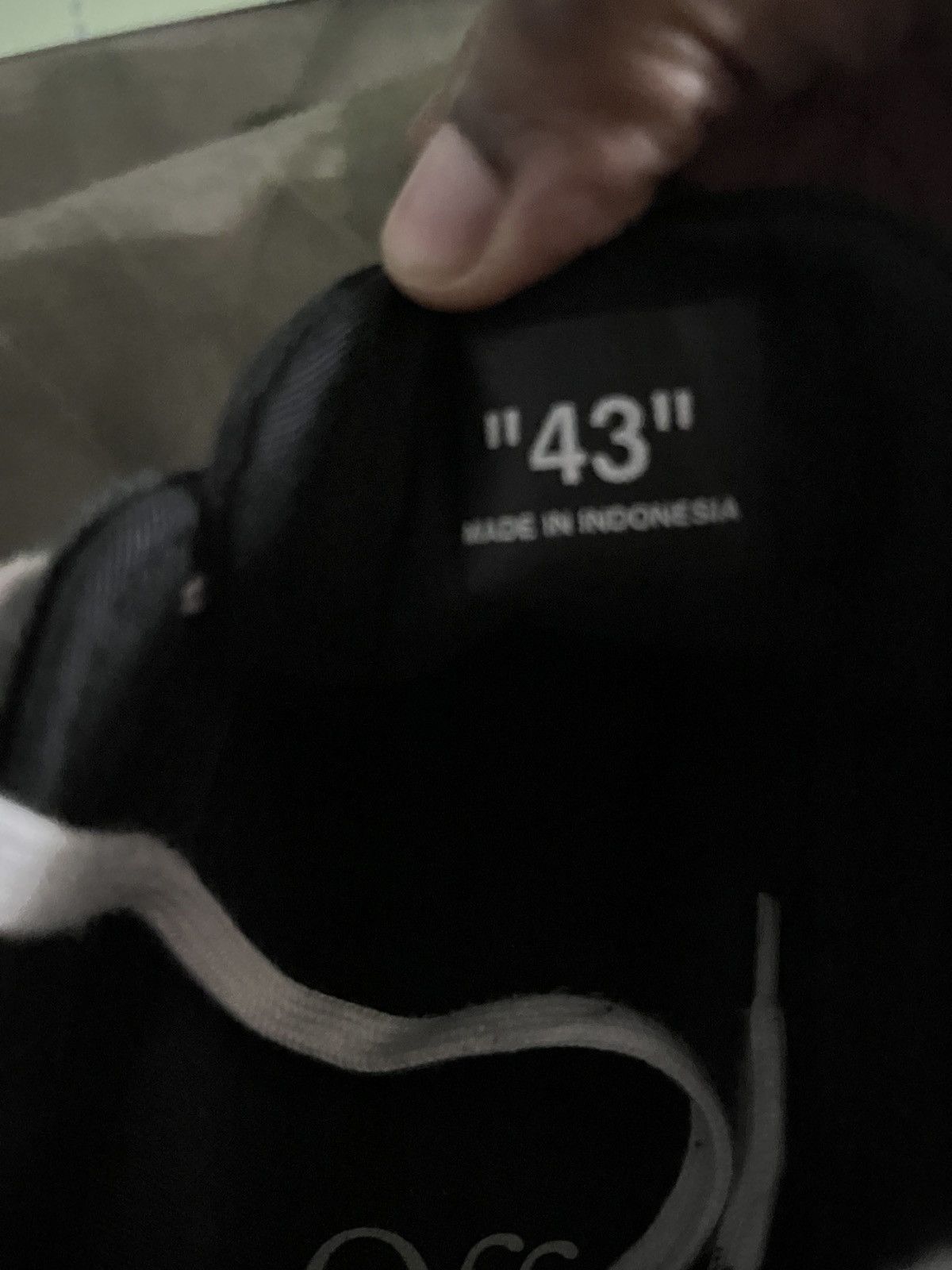 Off-White Off-White Vulc Sneaker ‘Black White’ Size US 10 / EU 43 - 13 Thumbnail
