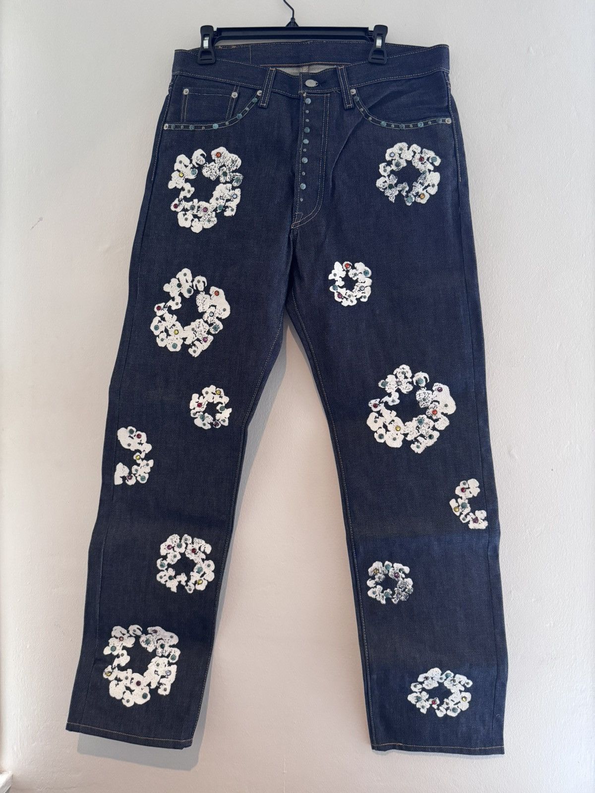 DENIM TEARS Denim Tears Rhinestone Cotton Wreath Raw Selvedge Size US 34 / EU 50 - 1 Thumbnail