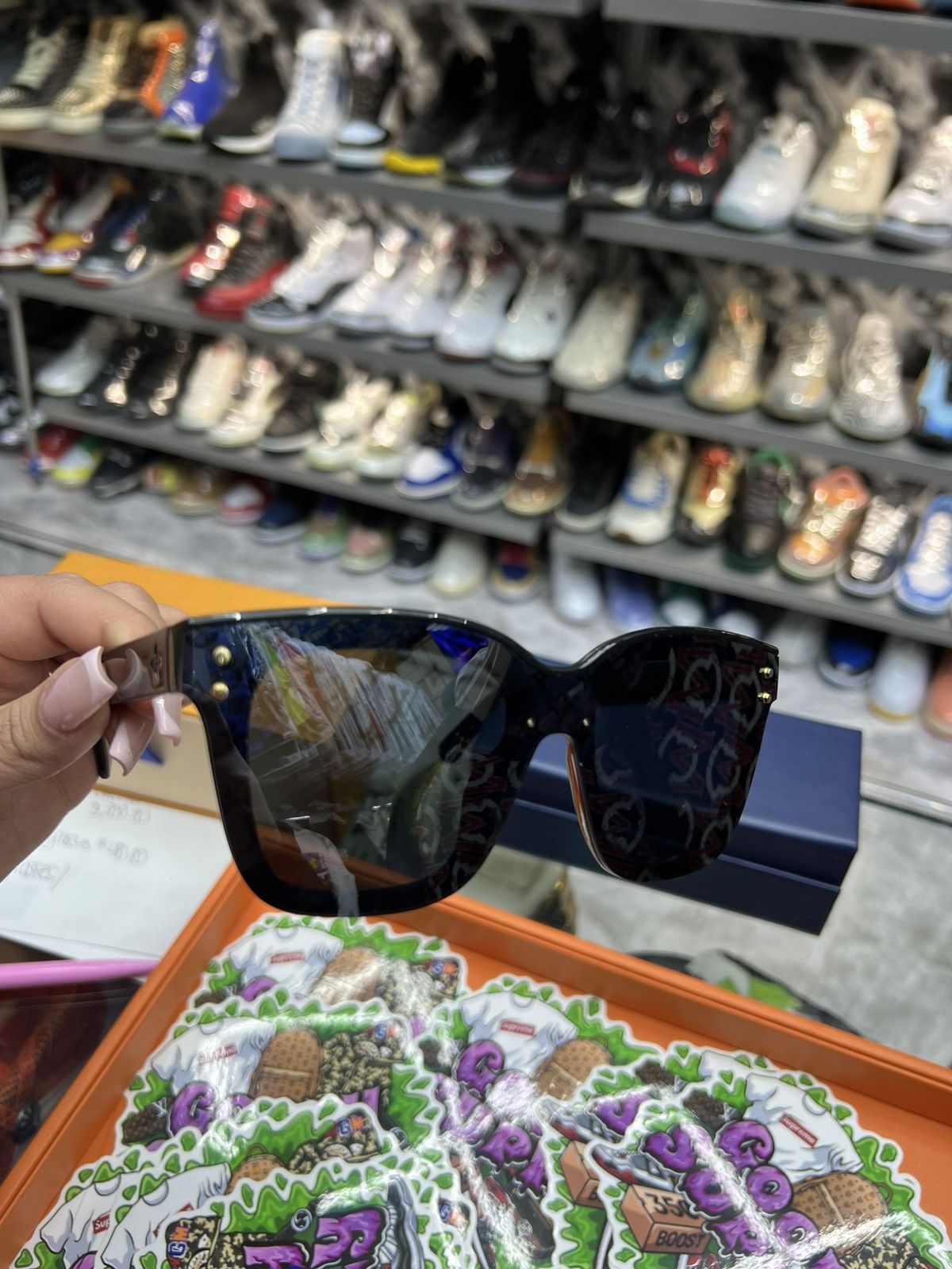 Louis Vuitton Louis Vuitton Waimea Sunglasses Size ONE SIZE - 3 Thumbnail
