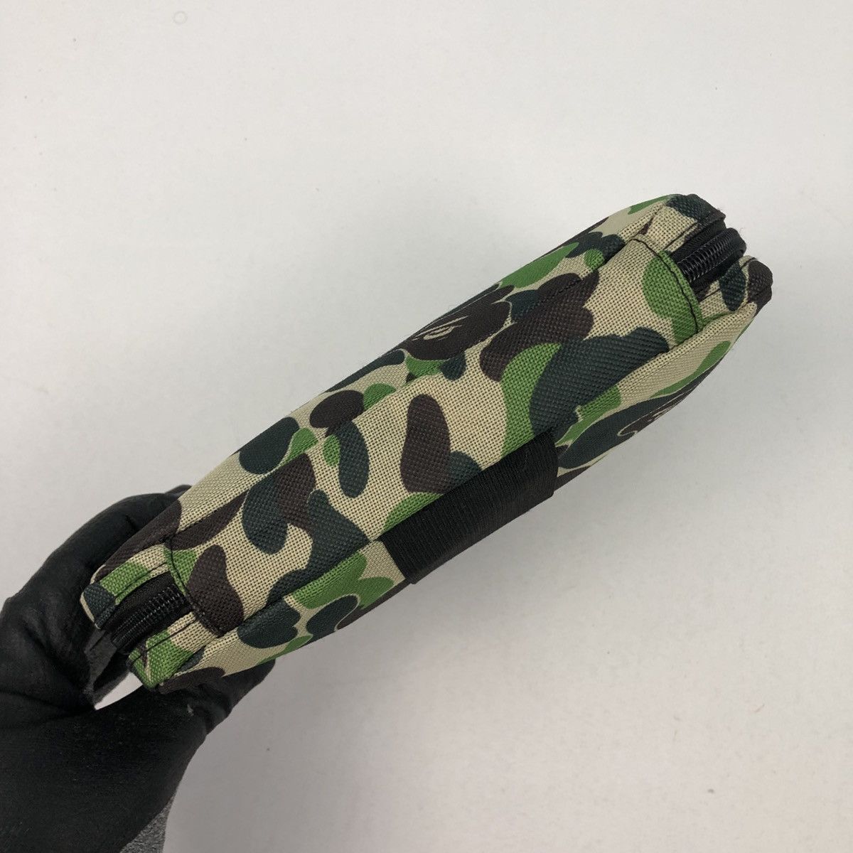 Bape A BATHING APE MEGAZINE BAPE TOILETRIES BAG Size ONE SIZE - 5 Thumbnail