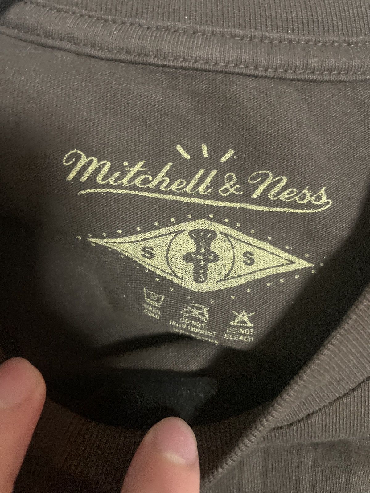 Mitchell & Ness Travis Scott university of Michigan college tee Size US S / EU 44-46 / 1 - 2 Thumbnail