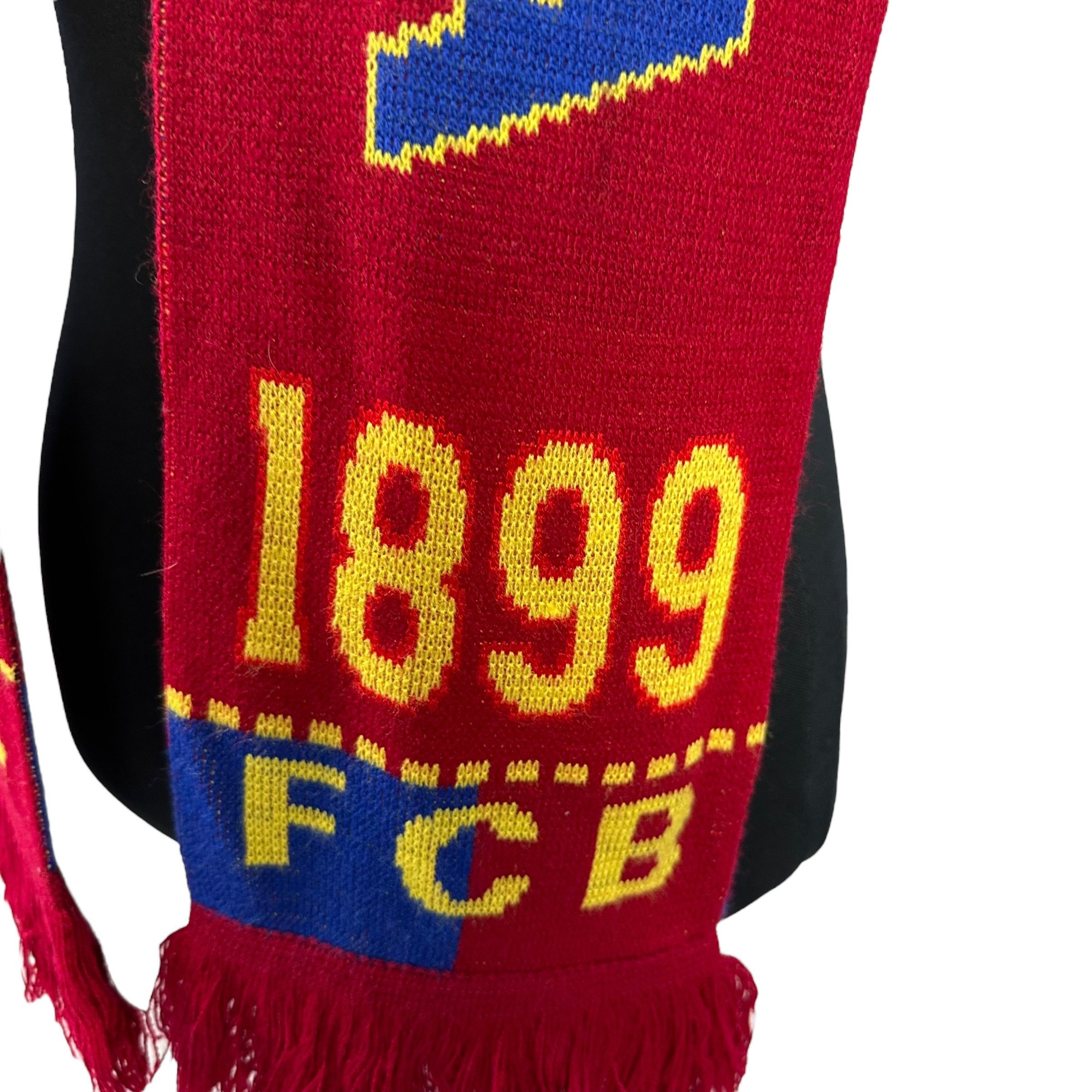 Vintage Vintage F.C. BARCELONA Muffler #A76-1833 Size ONE SIZE - 3 Thumbnail