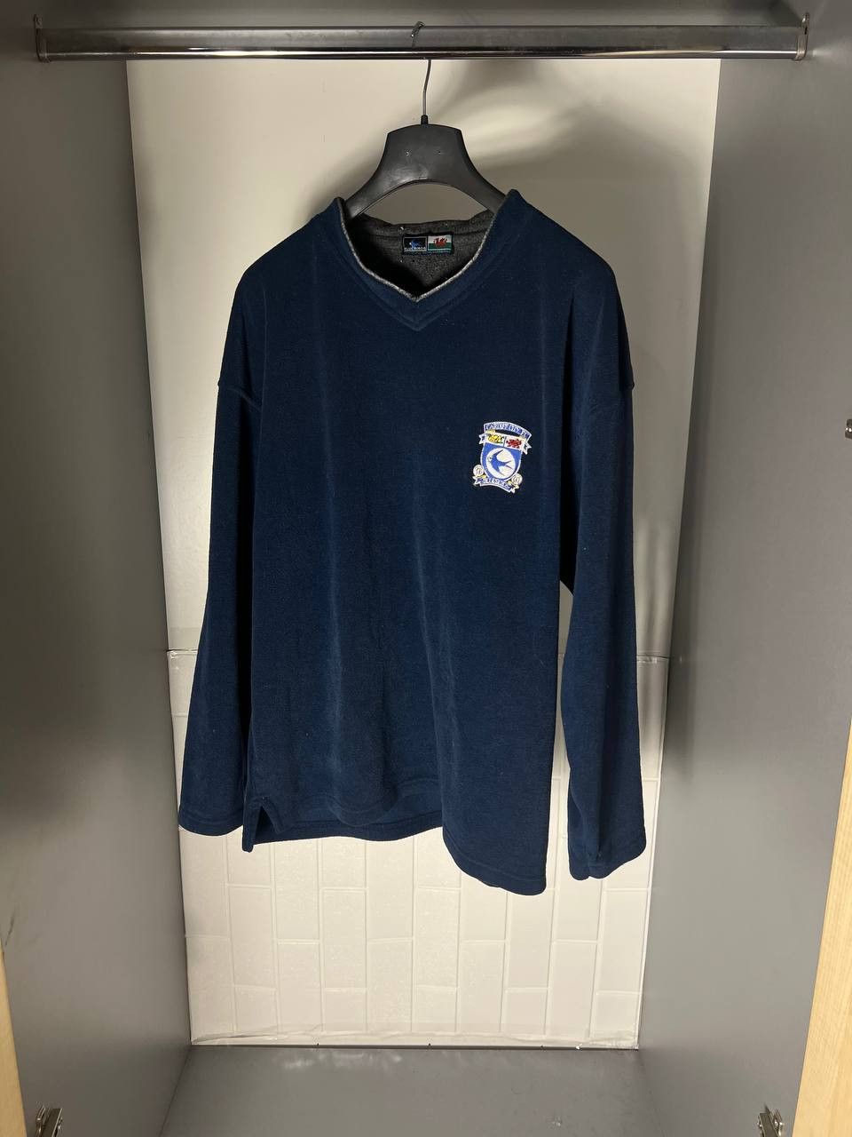 Vintage VERY RARE CARDIFF CITY ENGLAND RUGBY RETRO SOCCER SWEATSHIRT Size US M / EU 48-50 / 2 - 3 Thumbnail