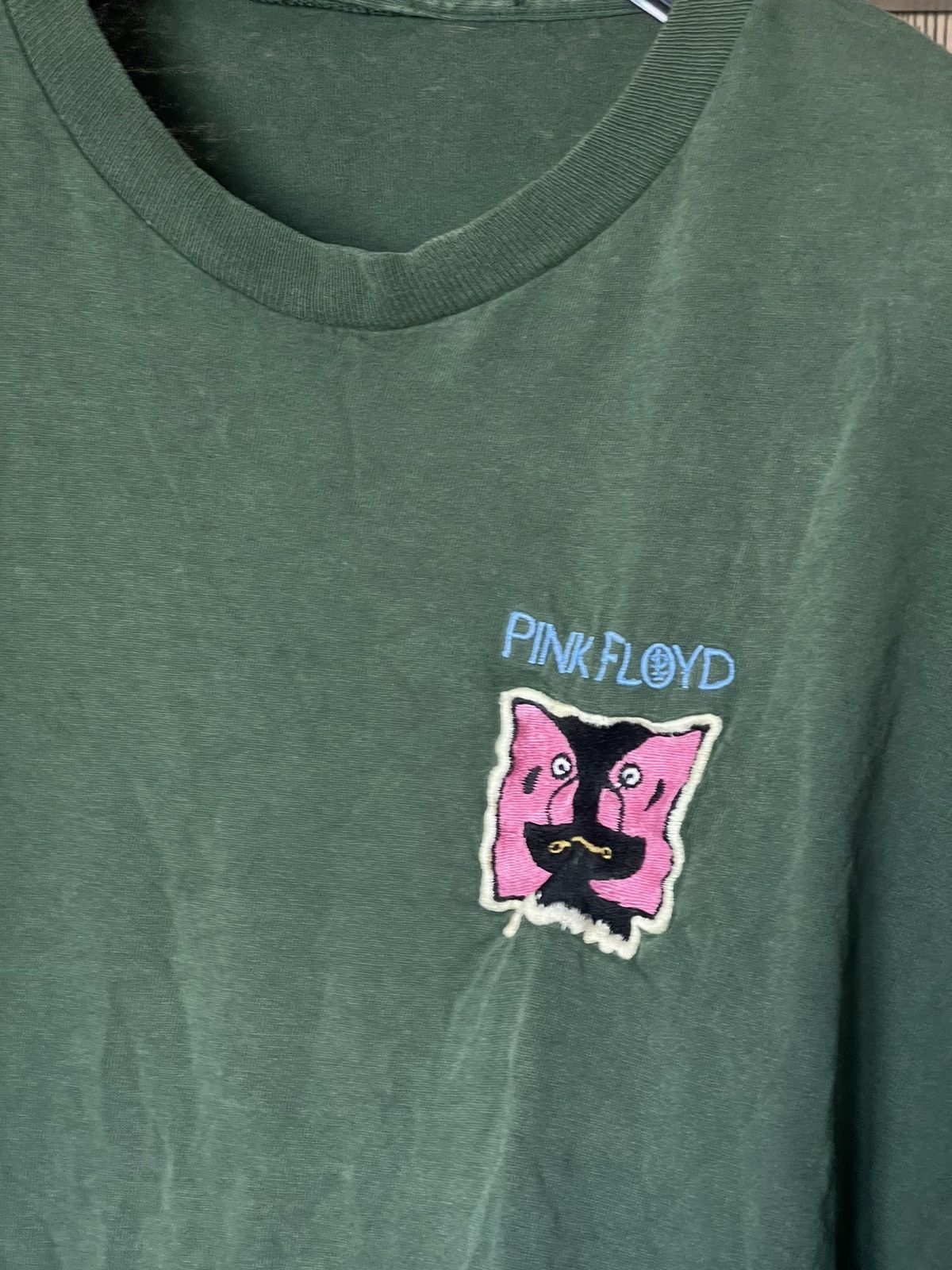 Band Tees × Pink Floyd × Vintage 90’s Pink Floyd Vintage embroidered t-shirt tee rare Size US L / EU 52-54 / 3 - 6 Thumbnail