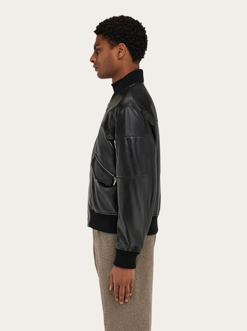 Salvatore Ferragamo o1s1rm0226 Leather Jacket in Black Size US L / EU 52-54 / 3 - 3 Thumbnail