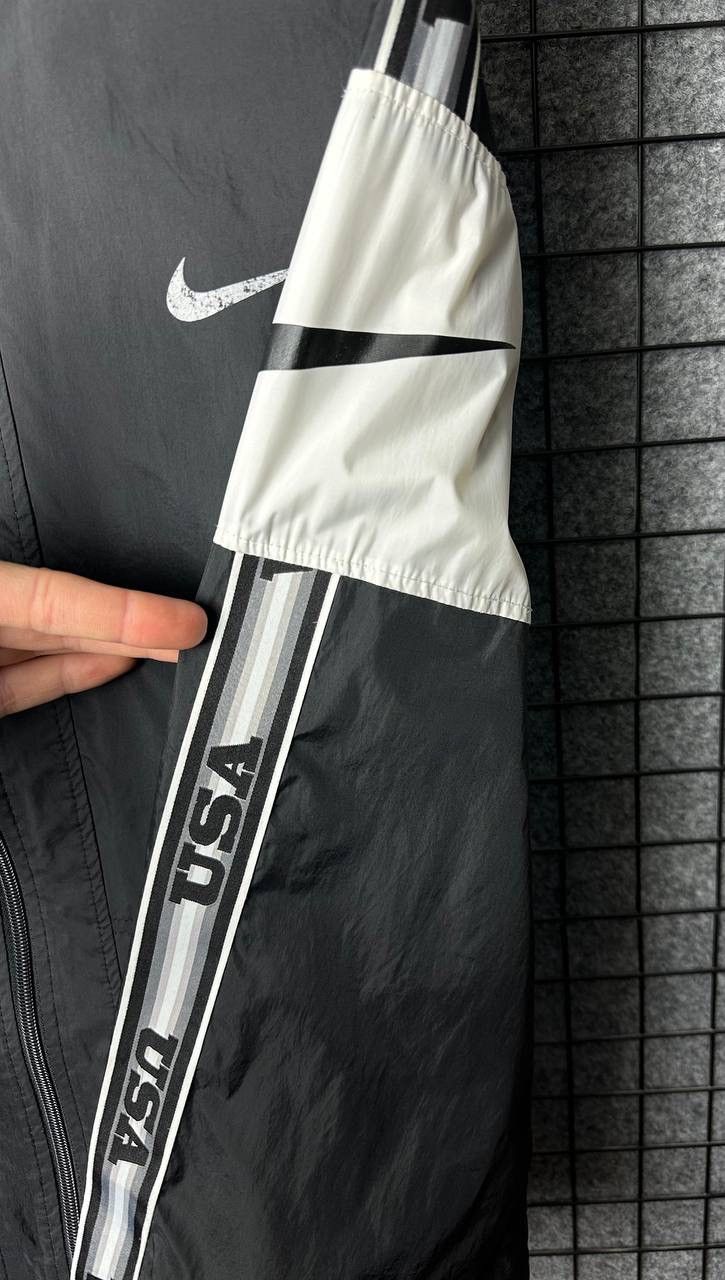 Vintage Vintage Nike raincoat light jacket transformer Size US L / EU 52-54 / 3 - 4 Thumbnail
