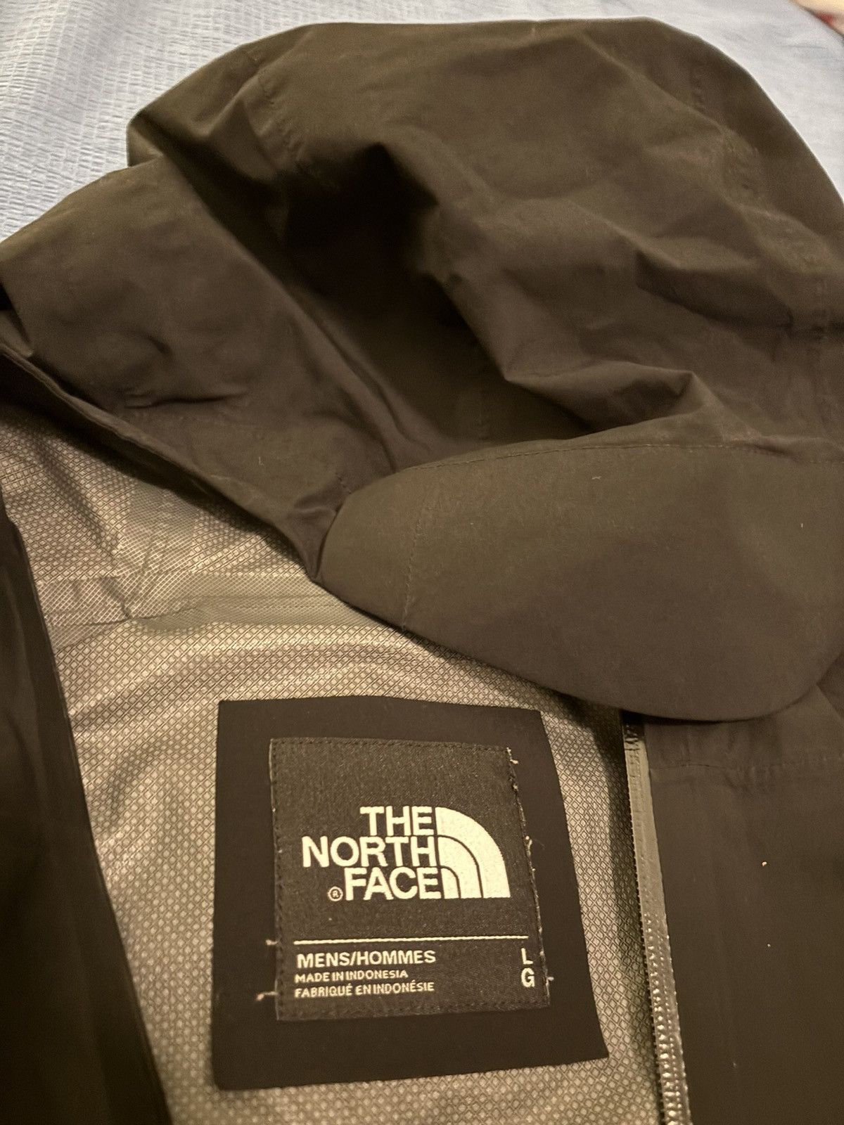 The North Face North Face Black Hooded Full Zip Shell Jacket Size US L / EU 52-54 / 3 - 3 Thumbnail