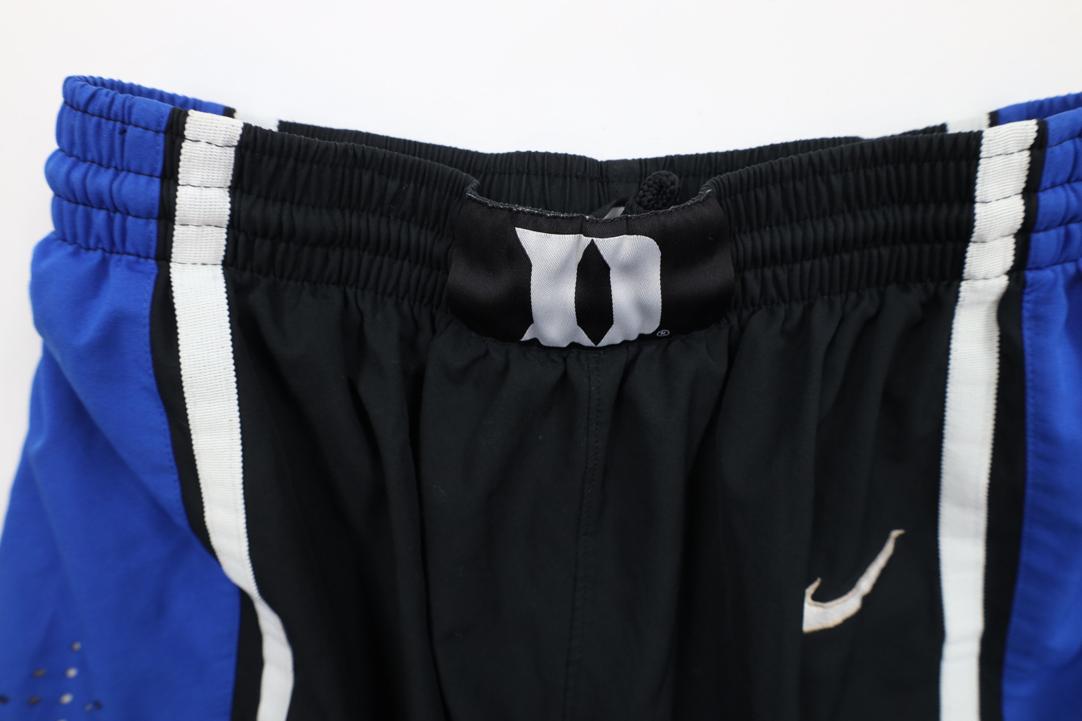 Nike × Vintage Vintage Nike Authentic University Devils Basketball Shorts Size US 32 / EU 48 - 8 Thumbnail