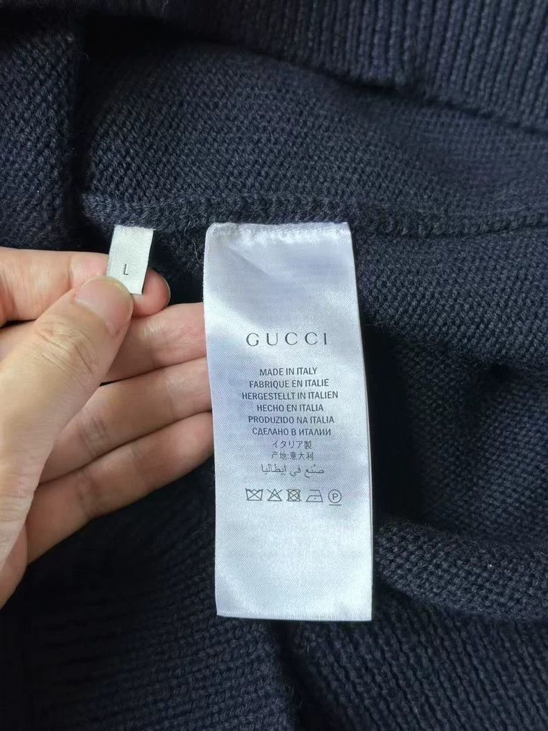 Gucci gucci bee embroidered sweater with red details Size US L / EU 52-54 / 3 - 3 Thumbnail