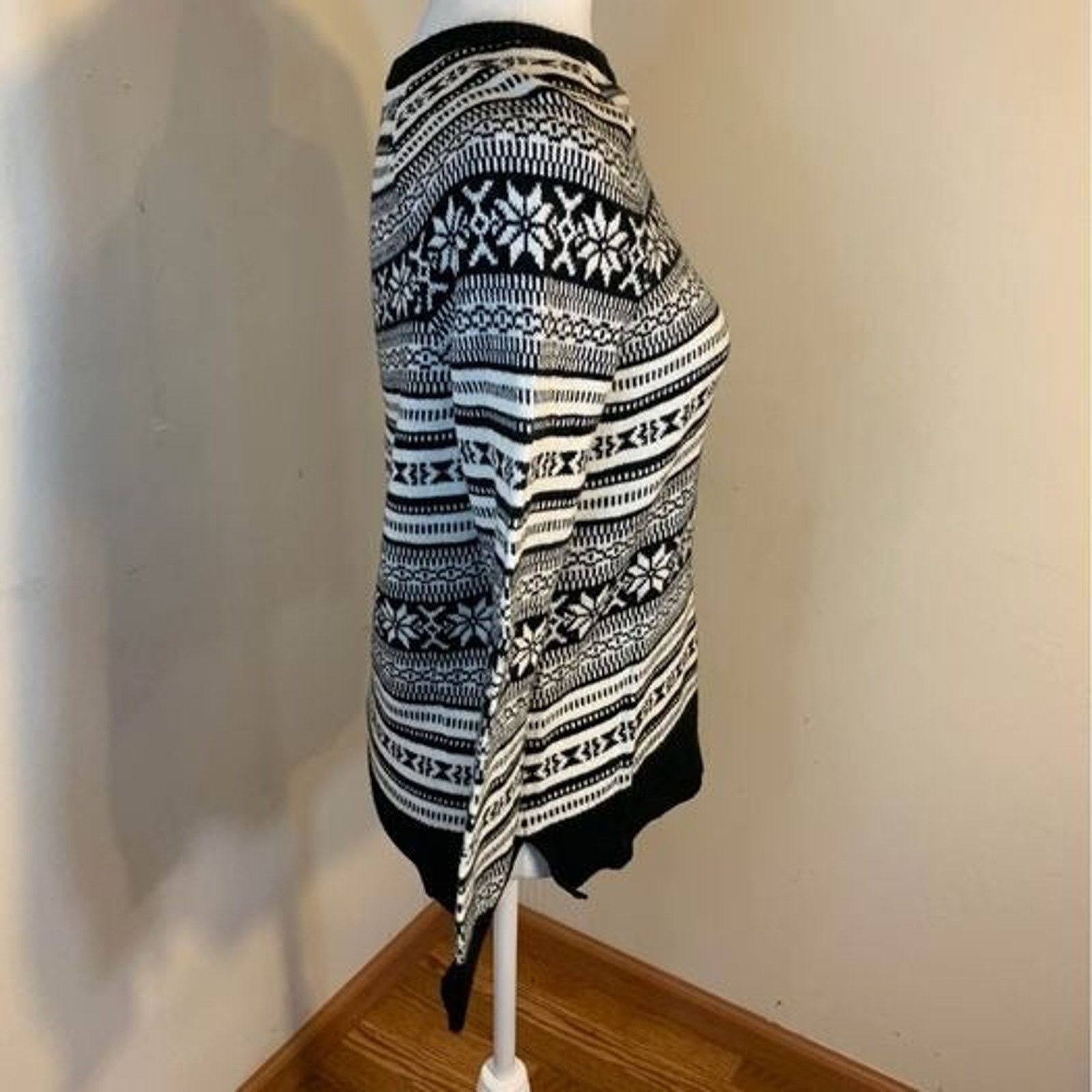 Old Navy Old Navy women’s sweater shirt size S Size S / US 4 / IT 40 - 4 Thumbnail