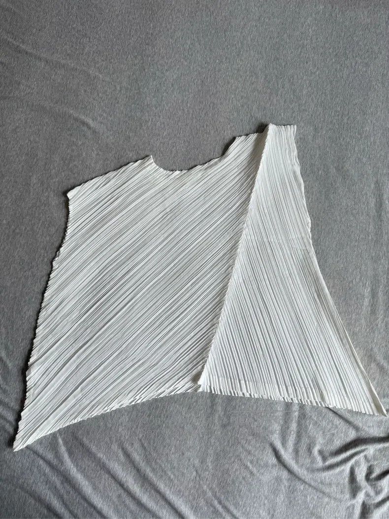Issey Miyake Issey Miyake White Short Sleeve Size L / US 10 / IT 46 - 2 Thumbnail