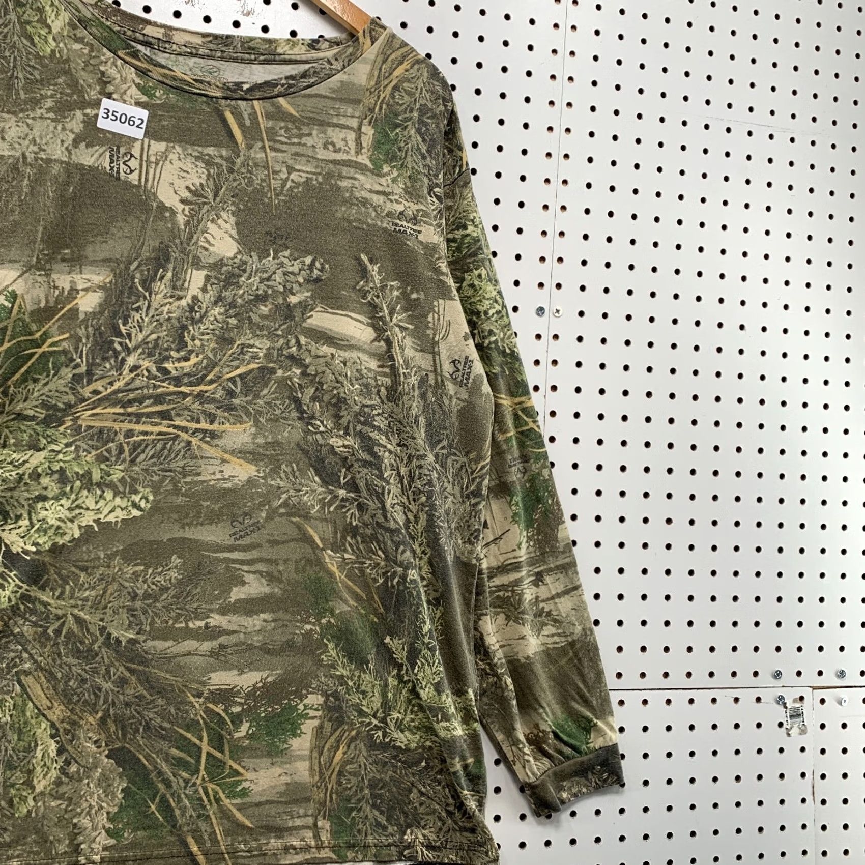 Vintage RedHead Shirt Green Camouflage Long Sleeve Outdoor XL Men Size US XL / EU 56 / 4 - 4 Thumbnail
