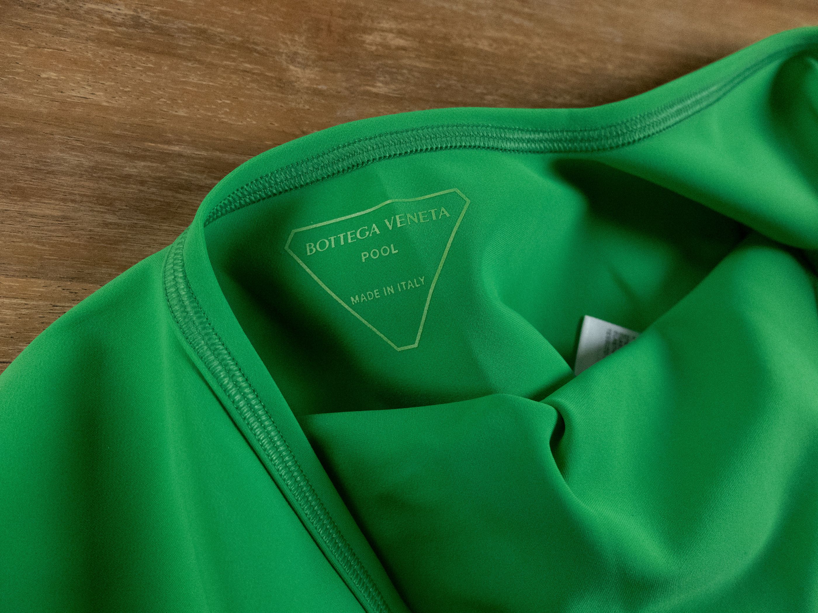 Bottega Veneta BOTTEGA VENETA parakeet green one piece swimsuit swimwear M Size 28" / US 6 / IT 42 - 6 Thumbnail