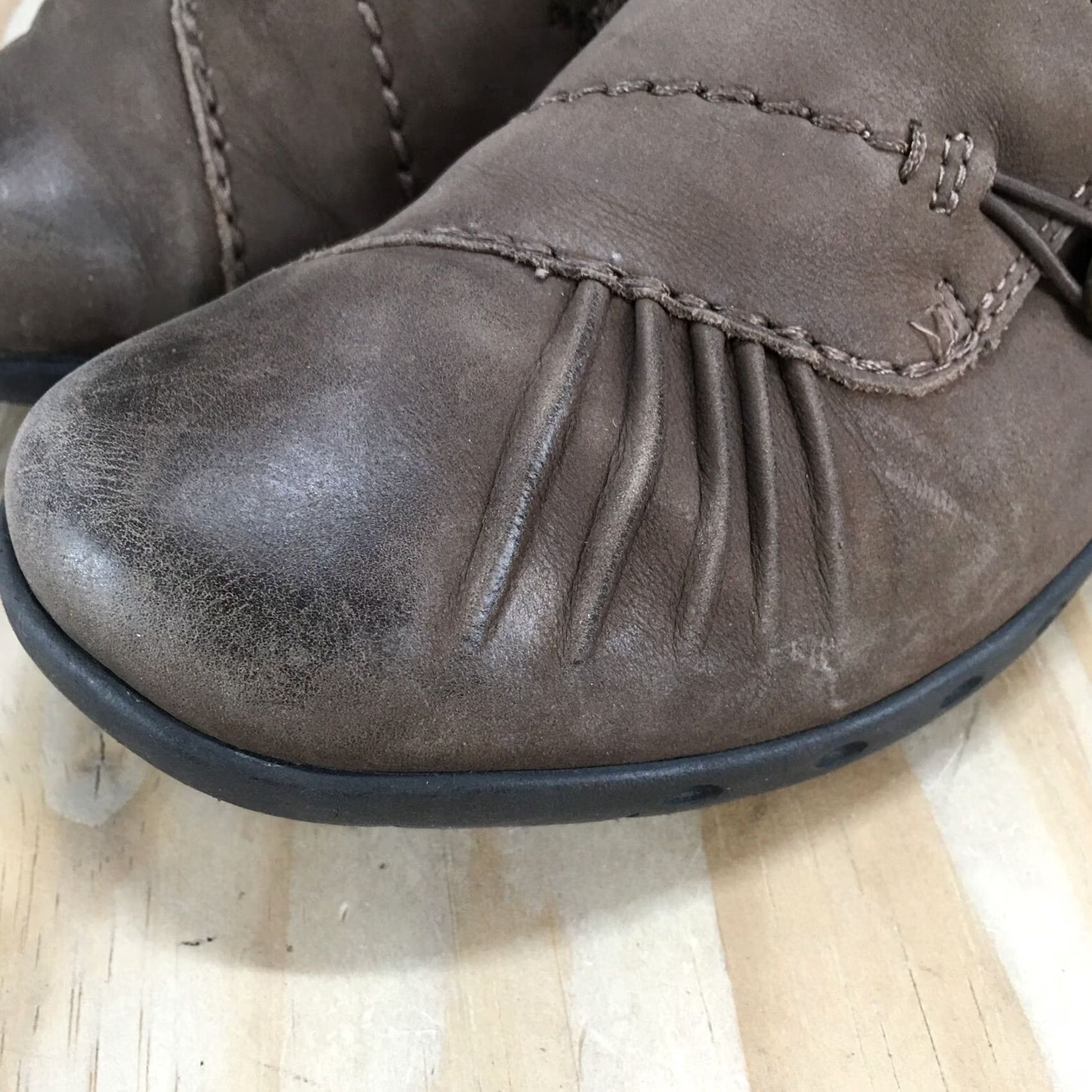 Rockport Rockport Cobb Hill Loafer Womens 6.5M Brown Penfield Paulette Nubuck CG8932 Casual Shoes Ladies Brown Footwear Size US 7 / IT 37 - 6 Thumbnail