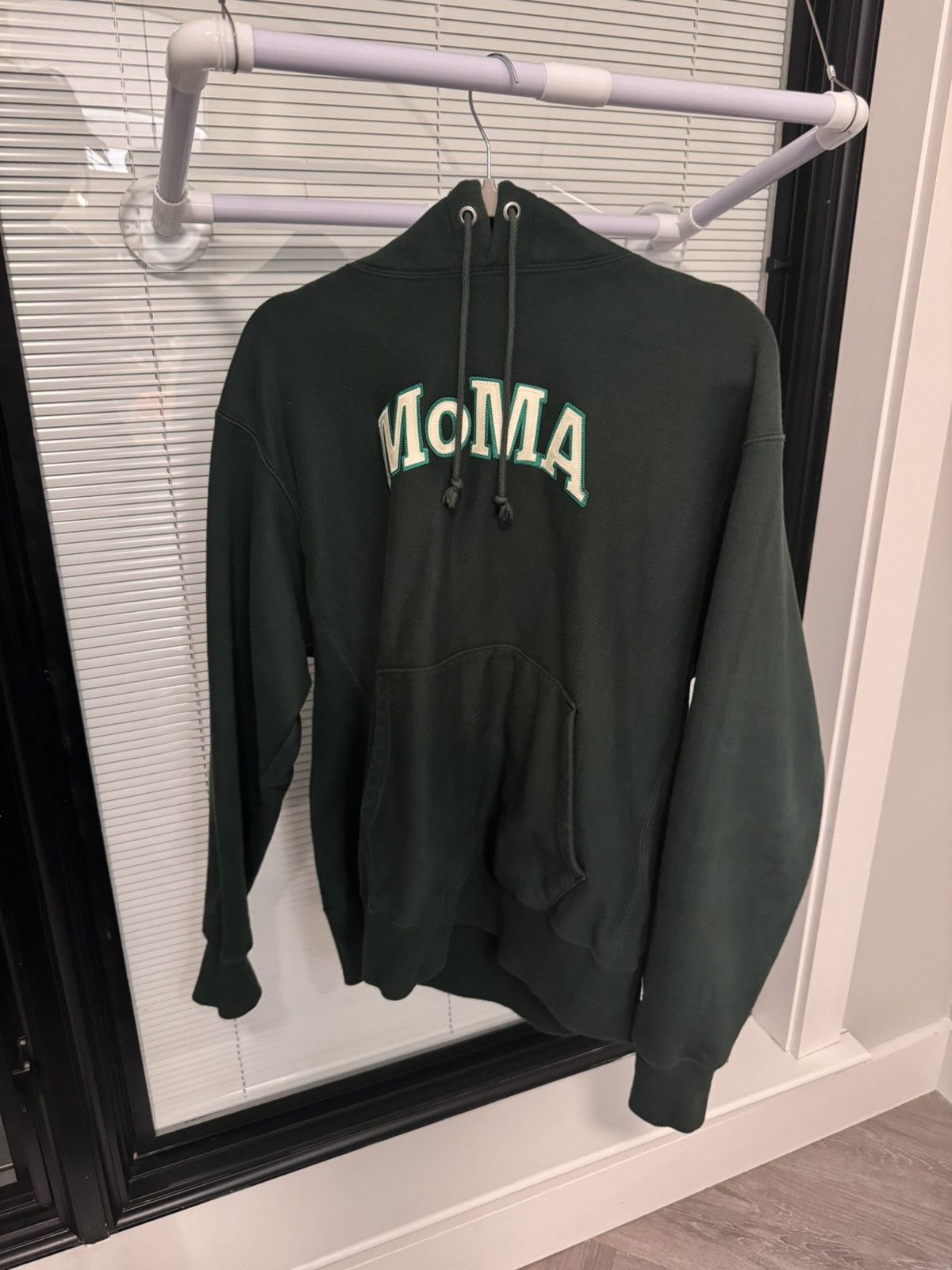 トップス champion reverse weave MoMA M MoMA Champion Reverse Weave Hoodie Museum Modern Art New