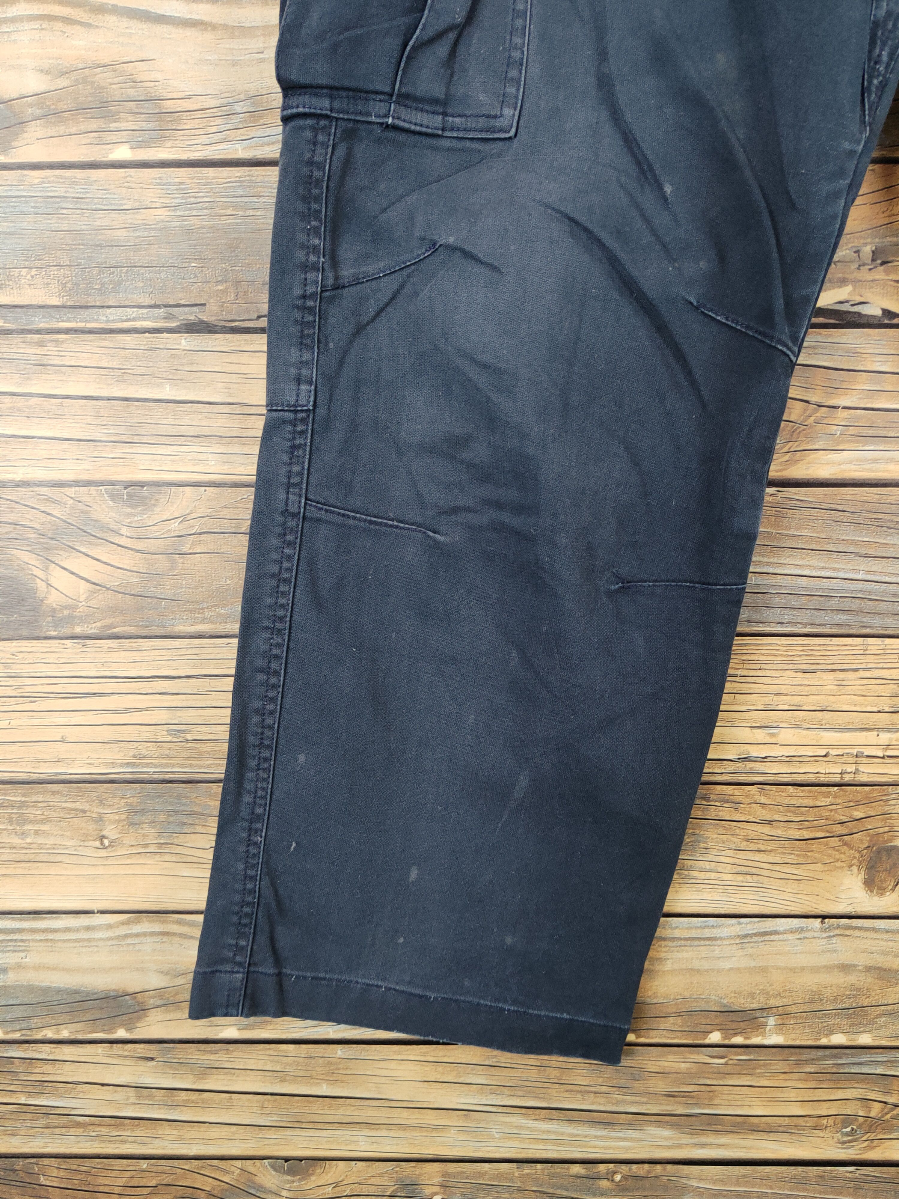 Japanese Brand Japanese Brand Navy Faded Multipocket Cargo Pants #W1038 Size US 31 - 4 Thumbnail