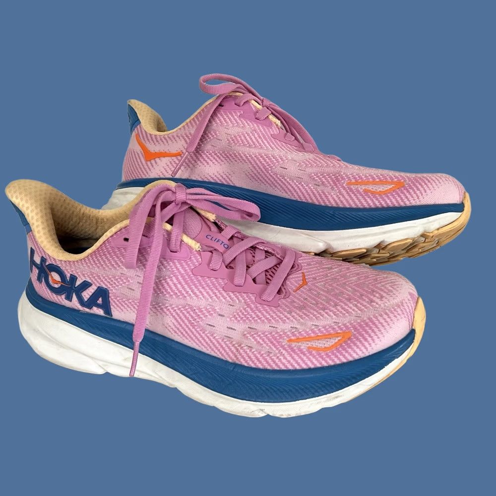 Vintage HOKA Clifton 9 Women's Low Top Sneaker Pink Blue Lavender 7B EUC USA Size 7 Size US 7 / IT 37 - 1 Thumbnail
