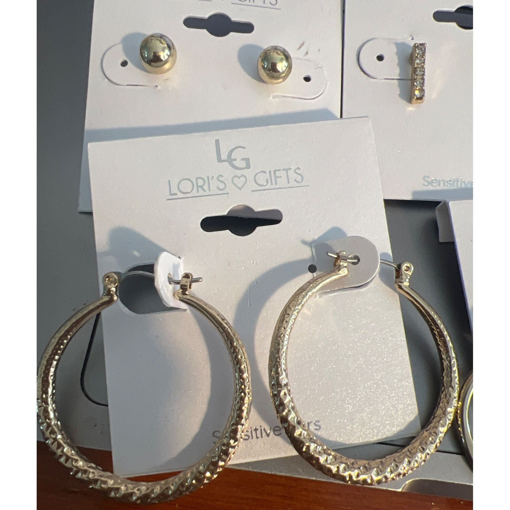 Other 4 Pair Lori's Gift Gold Tone Earrings Hoops Studs Rhinestone Size ONE SIZE - 2 Thumbnail