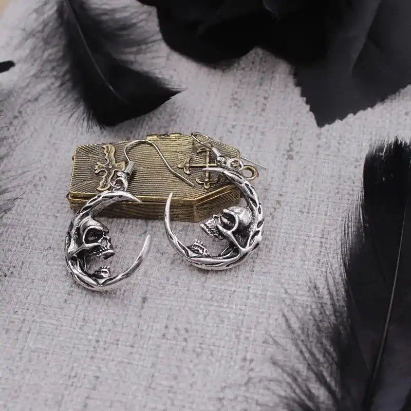 Jewelry × Vintage Moon Skull Dangle Earrings Size ONE SIZE - 2 Thumbnail