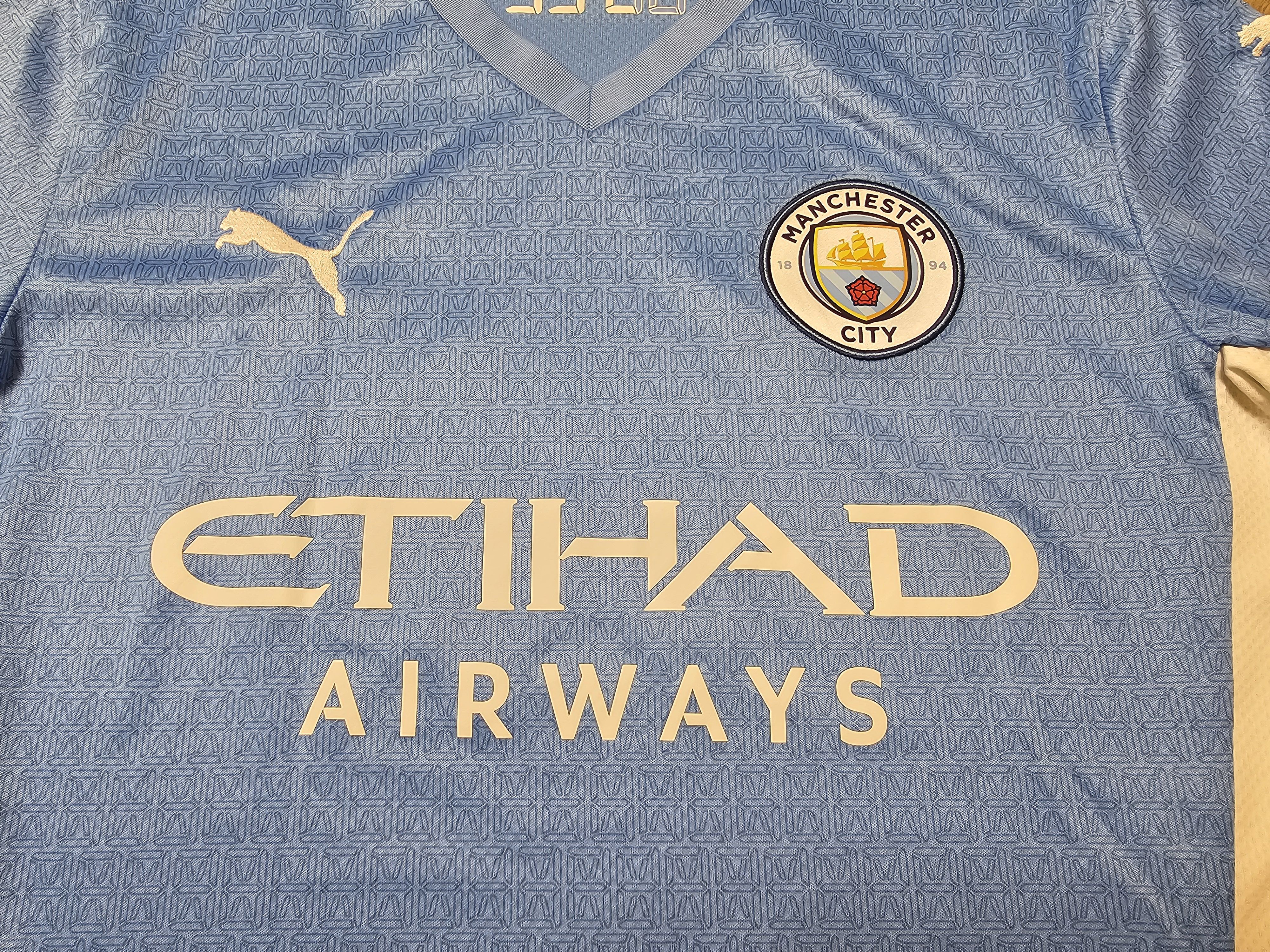 Puma MANCHESTER CITY 2021 2022 HOME FOOTBALL SHIRT SOCCER JERSEY Size US S / EU 44-46 / 1 - 3 Thumbnail