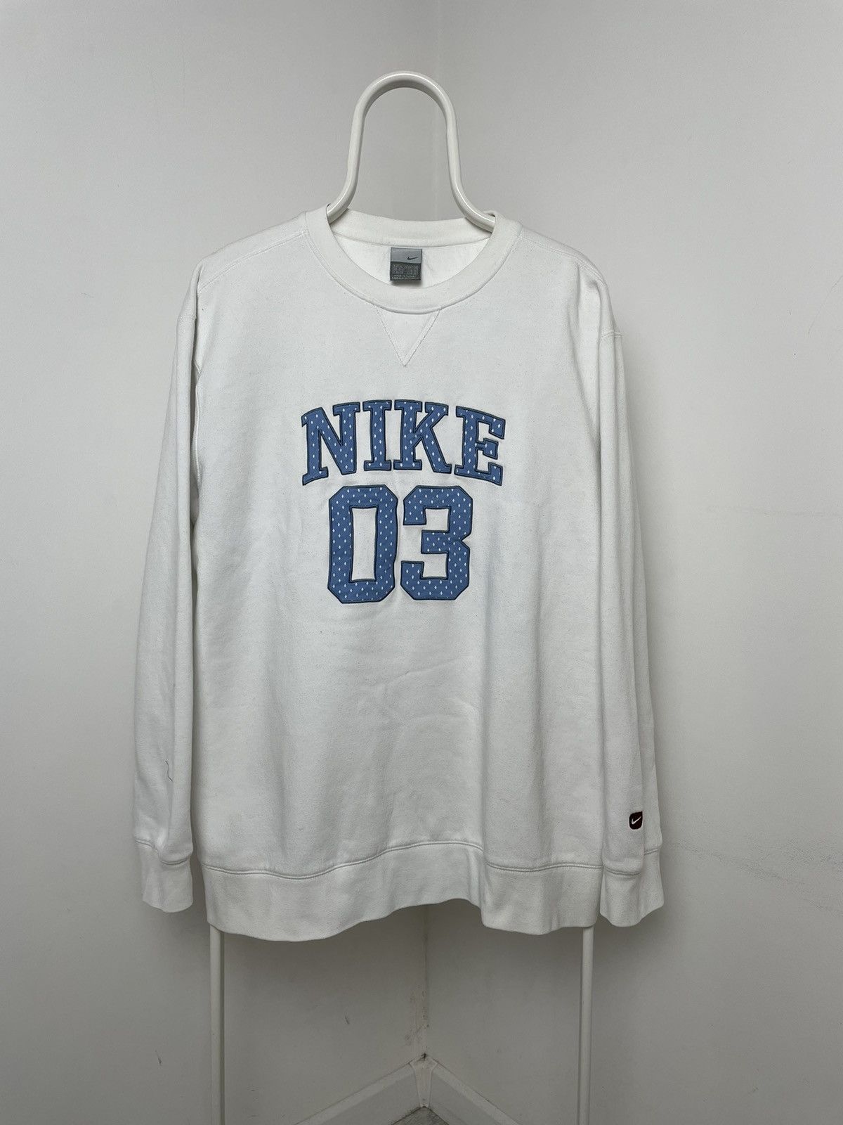 Nike × Vintage Nike Vintage Sweatshirts center logo 90s Size US L / EU 52-54 / 3 - 2 Thumbnail