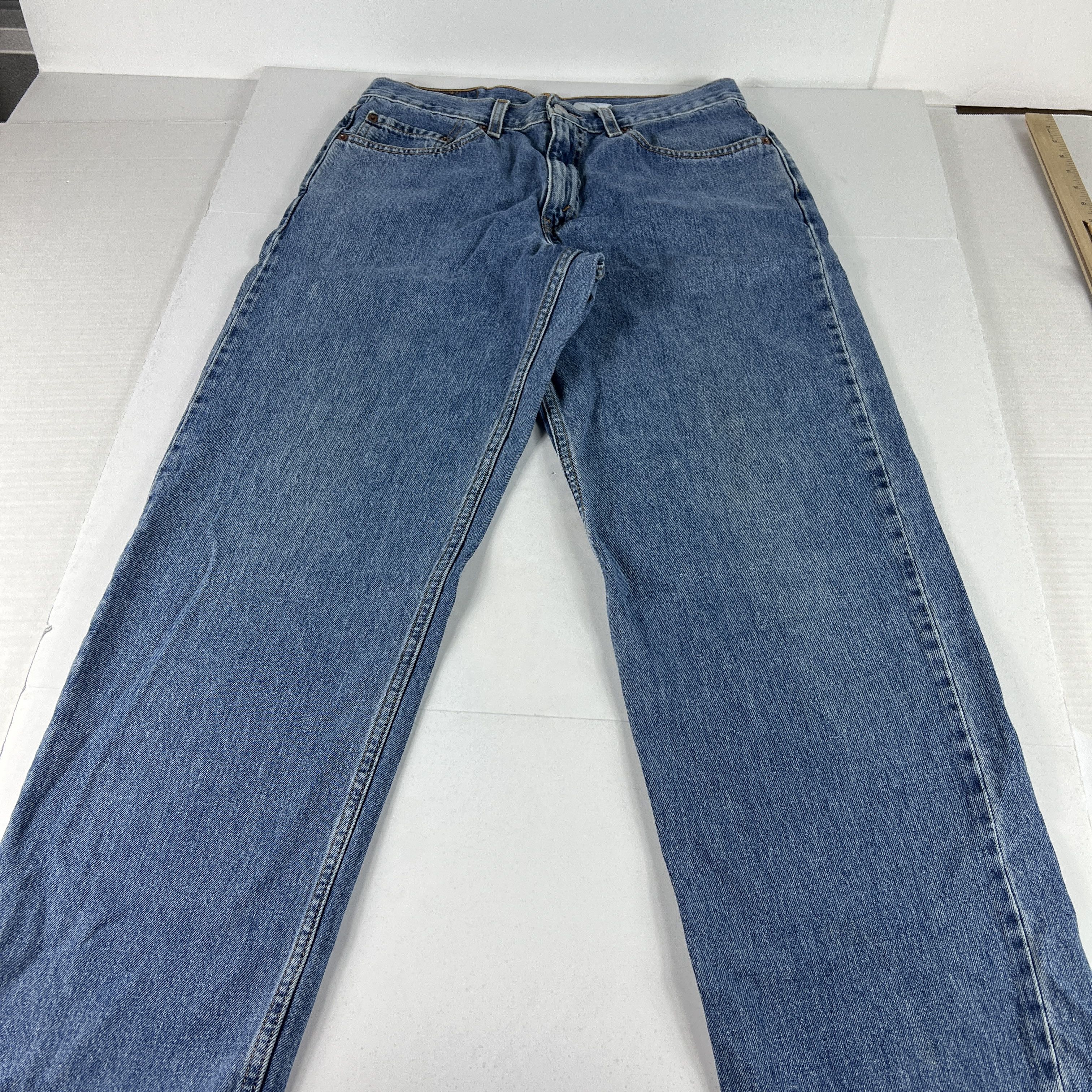 Levi's × Vintage Y2K Levi's Jeans 550 Relaxed Blue Faded Cotton Denim Size US 33 - 1 Thumbnail
