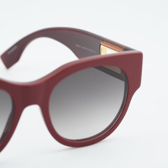 Fendi Fendi FE40147I BAGUETTE 66F Sunglasses Red Round Frame Size ONE SIZE - 10 Thumbnail