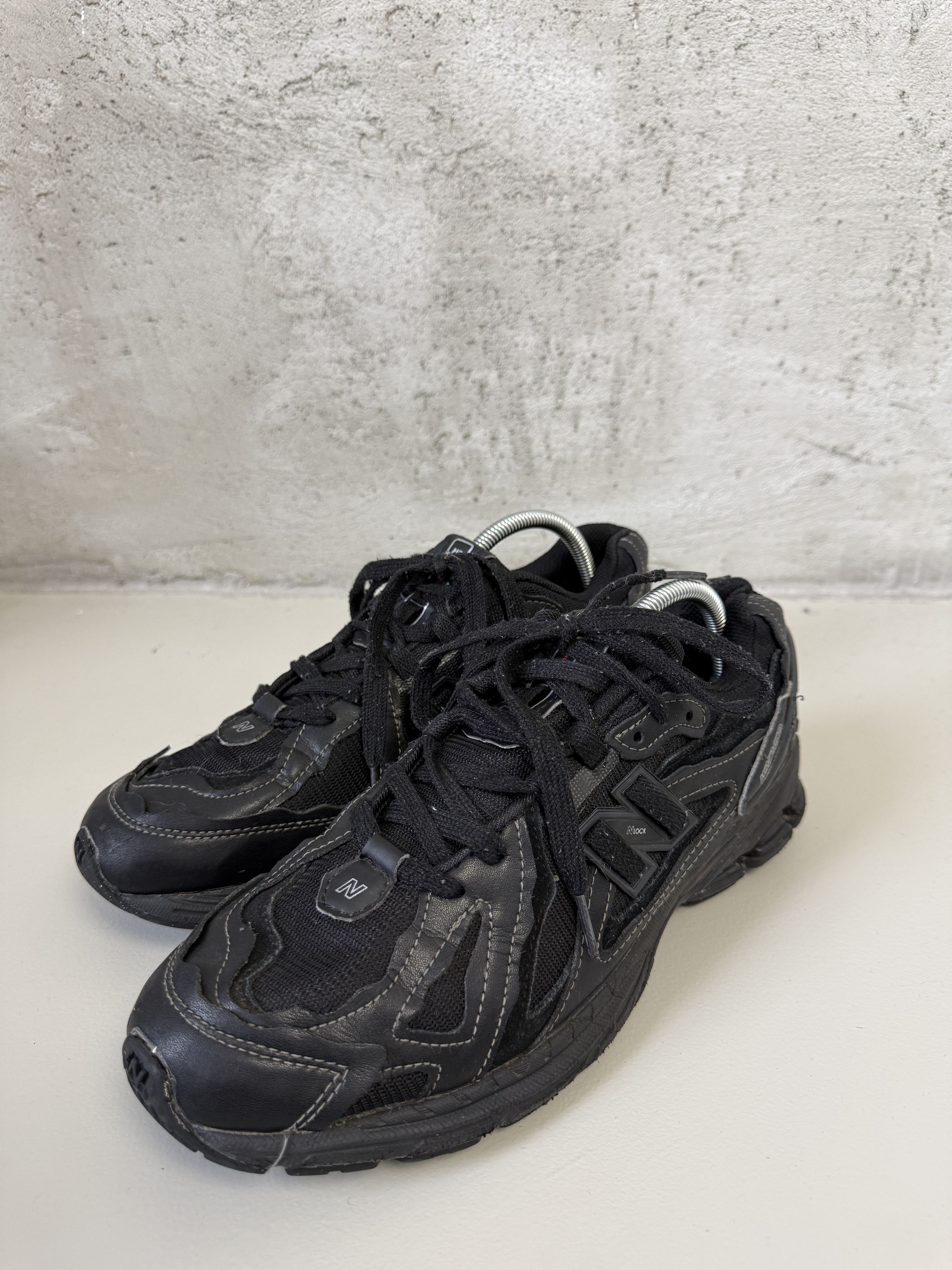 New Balance New Balance 1906D sneakers shoes casual skate rap Size US 11 / EU 44 - 1 Thumbnail