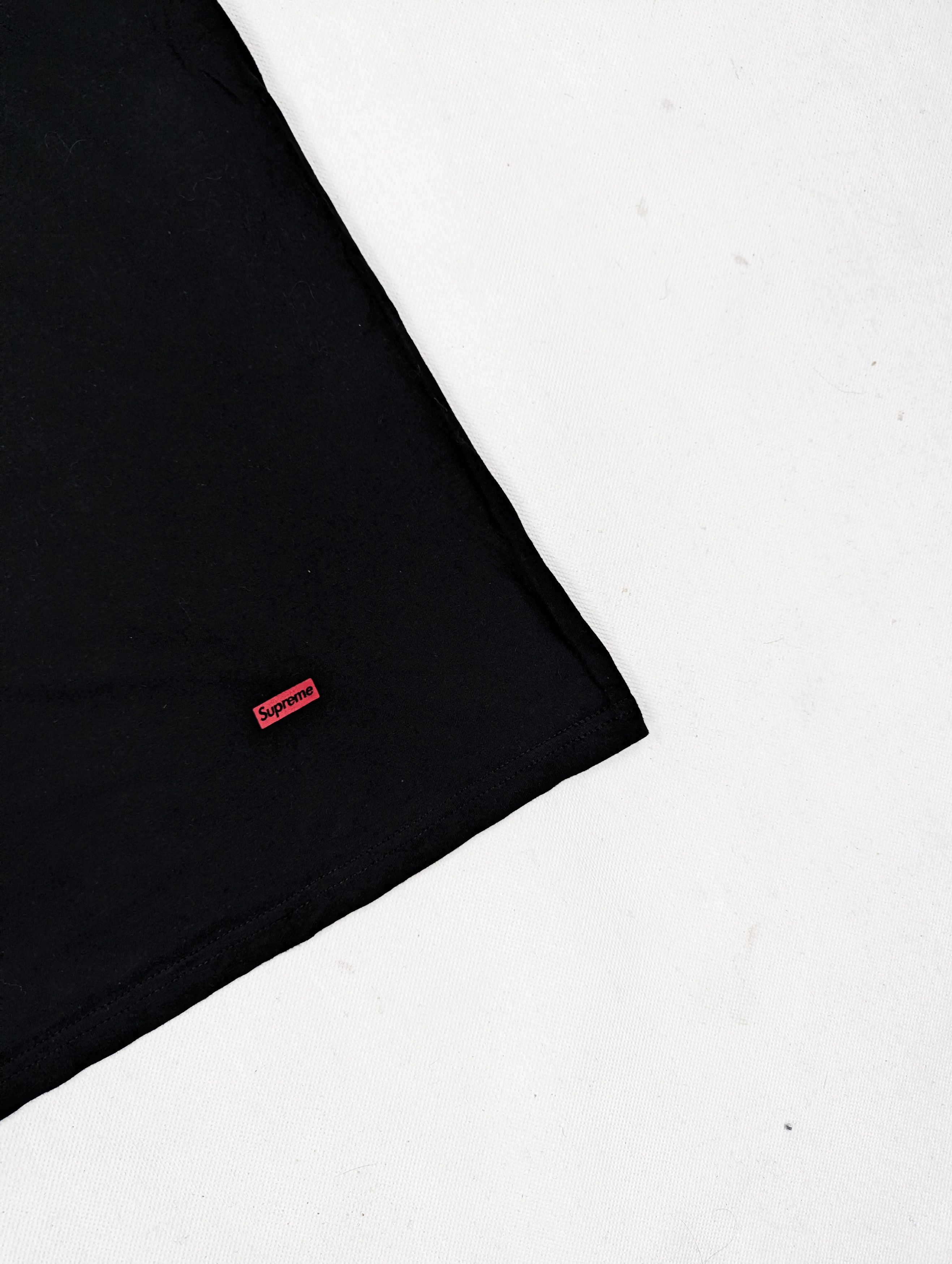 Hanes × Supreme Supreme Hanes black t-shirt L Size US L / EU 52-54 / 3 - 2 Thumbnail