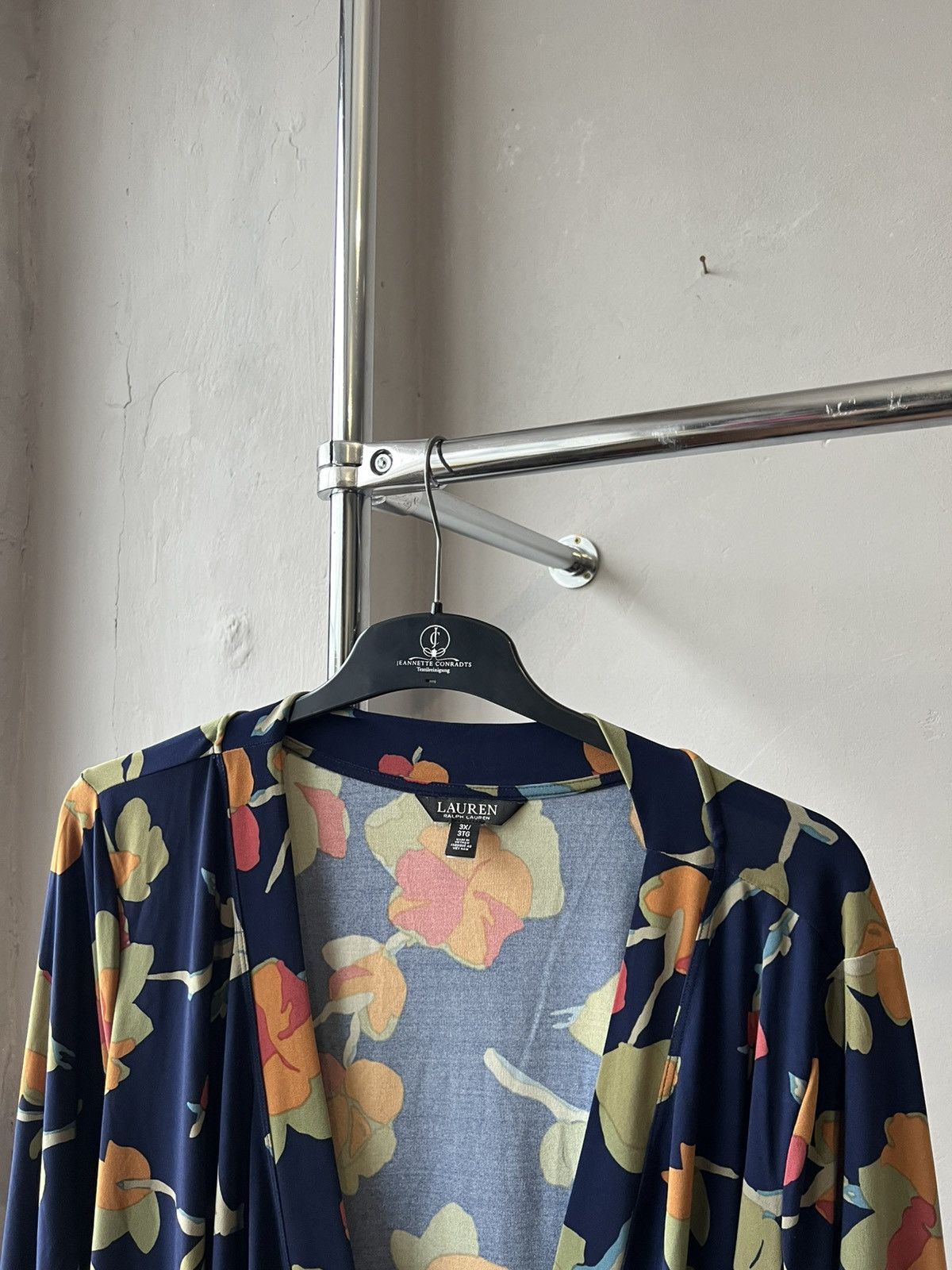 Lauren Ralph Lauren LAUREN RALPH LAUREN BLACK LABEL FLOWERS ART BLOUSE Size 3XL / US 20-22 - 6 Thumbnail