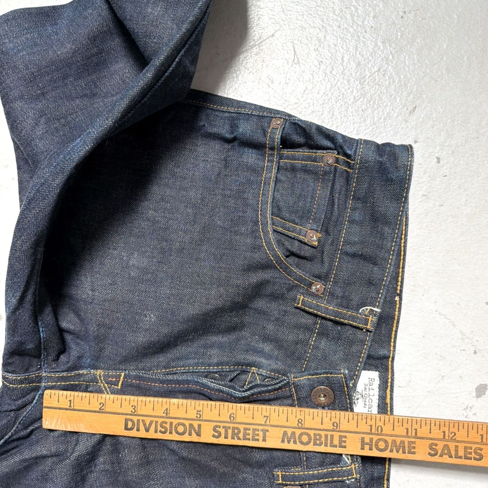 Railcar Fine Goods Railcar Fine Goods x Jiberish Selvedge Denim Dark Blue Jeans Made USA 30 Mens Jeans 30 Blue Indigo USA Collaboration Workwear Heritage 90s Style Size US 30 / EU 46 - 7 Thumbnail