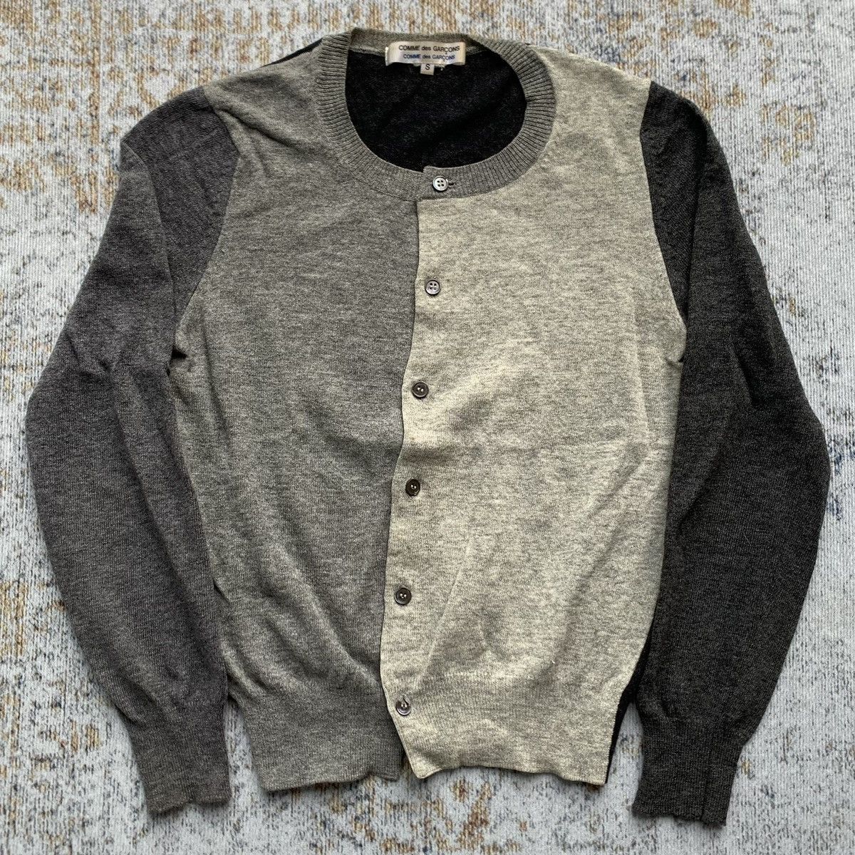 Comme des Garcons Comme Des Garcons Two Tone Wool Cardigan Size S / US 4 / IT 40 - 1 Thumbnail
