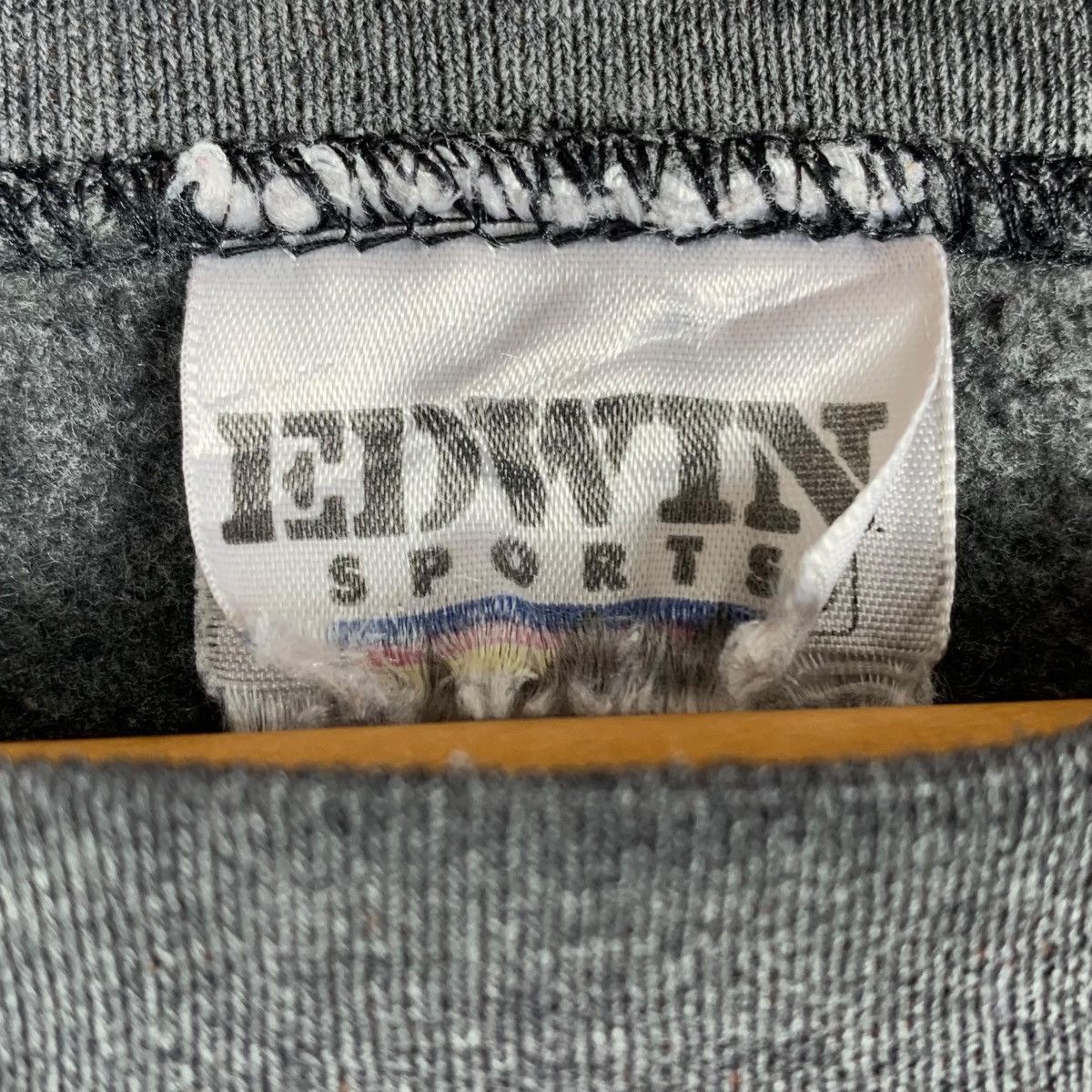 Edwin Vintage 90s EDWIN SPORTS Satan Eagles Delivery Sweatshirt Size US L / EU 52-54 / 3 - 6 Thumbnail