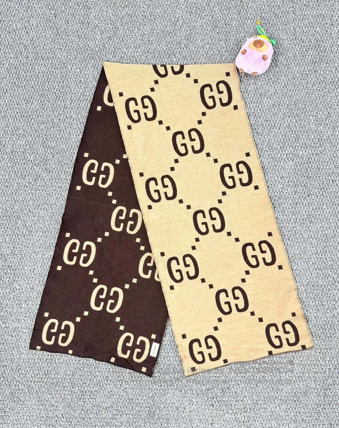 Gucci Guicci Caramel Double-Sided Full Print Logo Cashmere Scarf Size ONE SIZE - 1 Thumbnail