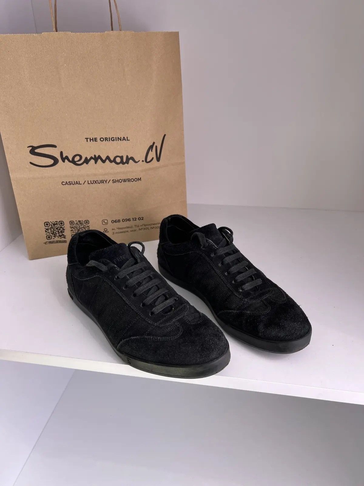 Designer × Fendi × Vintage Vintage Fendi Luxury Sneakers Size US 8 / EU 41 - 6 Thumbnail