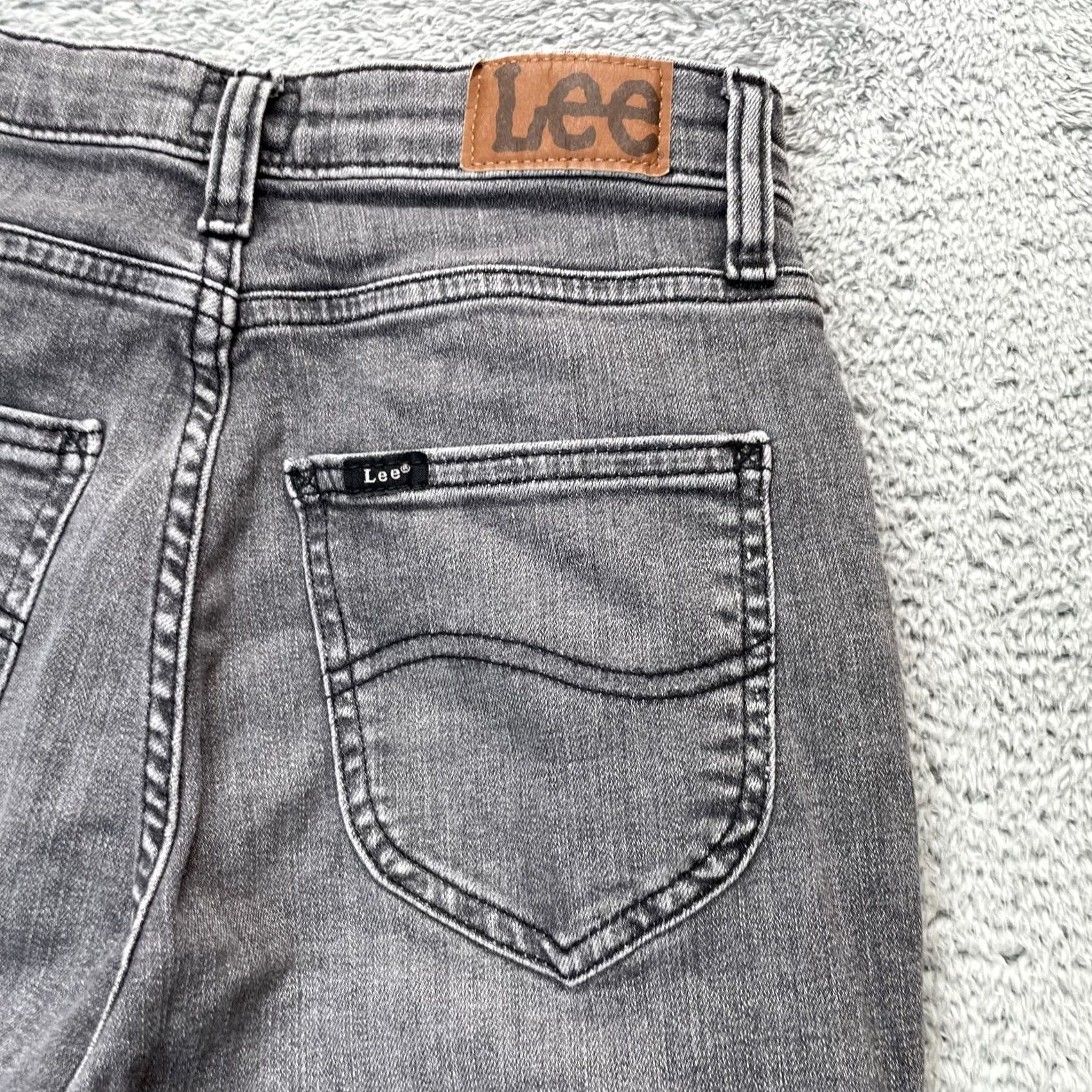 Lee VINTAGE Lee Jeans Womens 2M Gray Heritage Flared Leg Denim Cotton High Rise Raw Hem Jeans Mens? Size 26" / US 2 / IT 38 - 7 Thumbnail