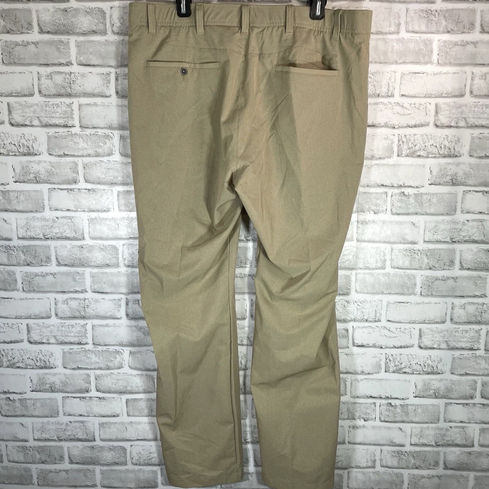 Under Armour Under Armour Pants Athletic Mens 40x32 Beige Polyester Casual Chino Style Size US 40 / EU 56 - 5 Thumbnail
