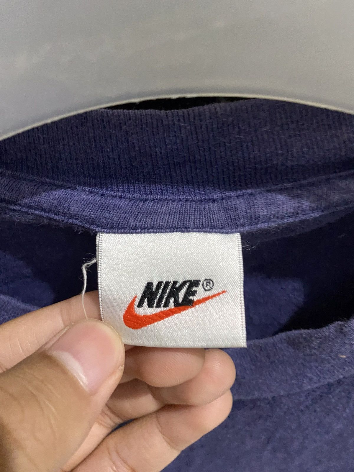 Nike × Vintage Vintage nike small swoosh 90s sun faded tee Size US L / EU 52-54 / 3 - 7 Thumbnail