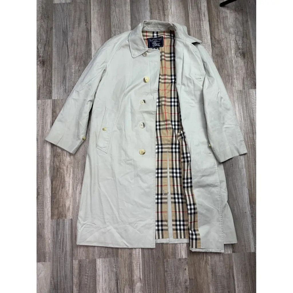 Burberry Burberry trench coat full pattern Size: fit M Size US M / EU 48-50 / 2 - 5 Thumbnail