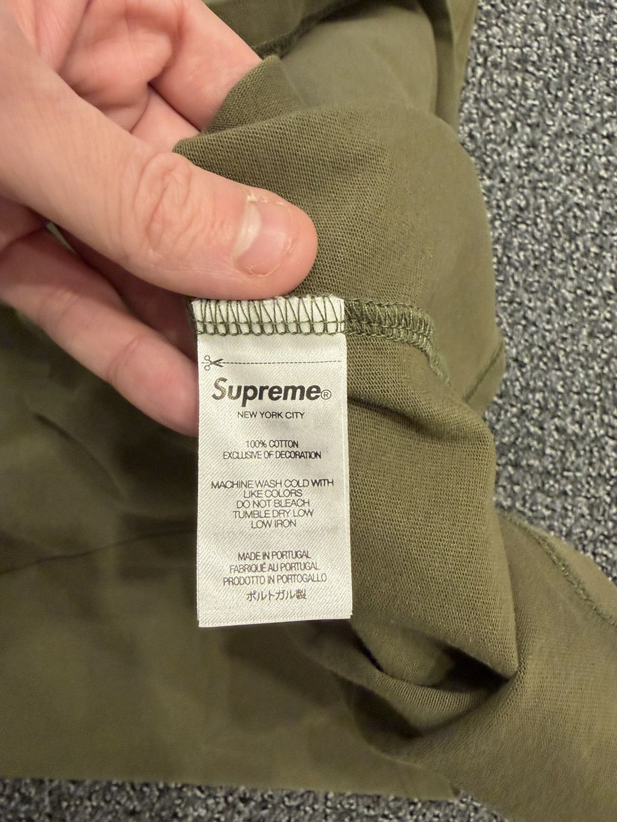 Supreme Supreme University Top Size US L / EU 52-54 / 3 - 6 Thumbnail