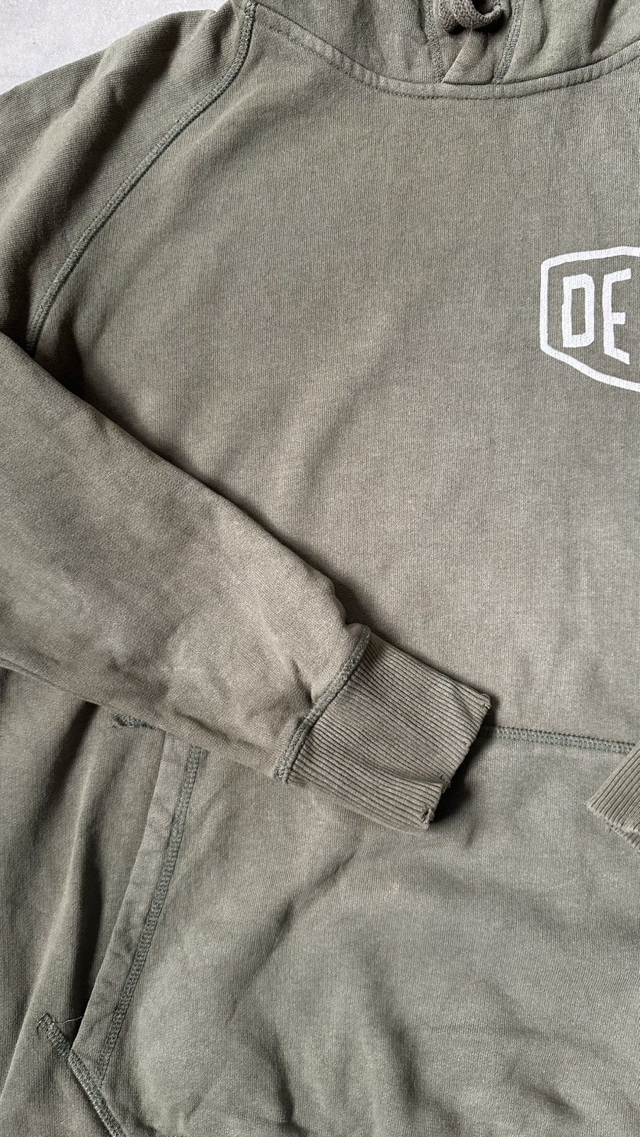 Vintage VINTAGE DEUS EX MACHINA DISTRESSED HOODIE Size US M / EU 48-50 / 2 - 3 Thumbnail