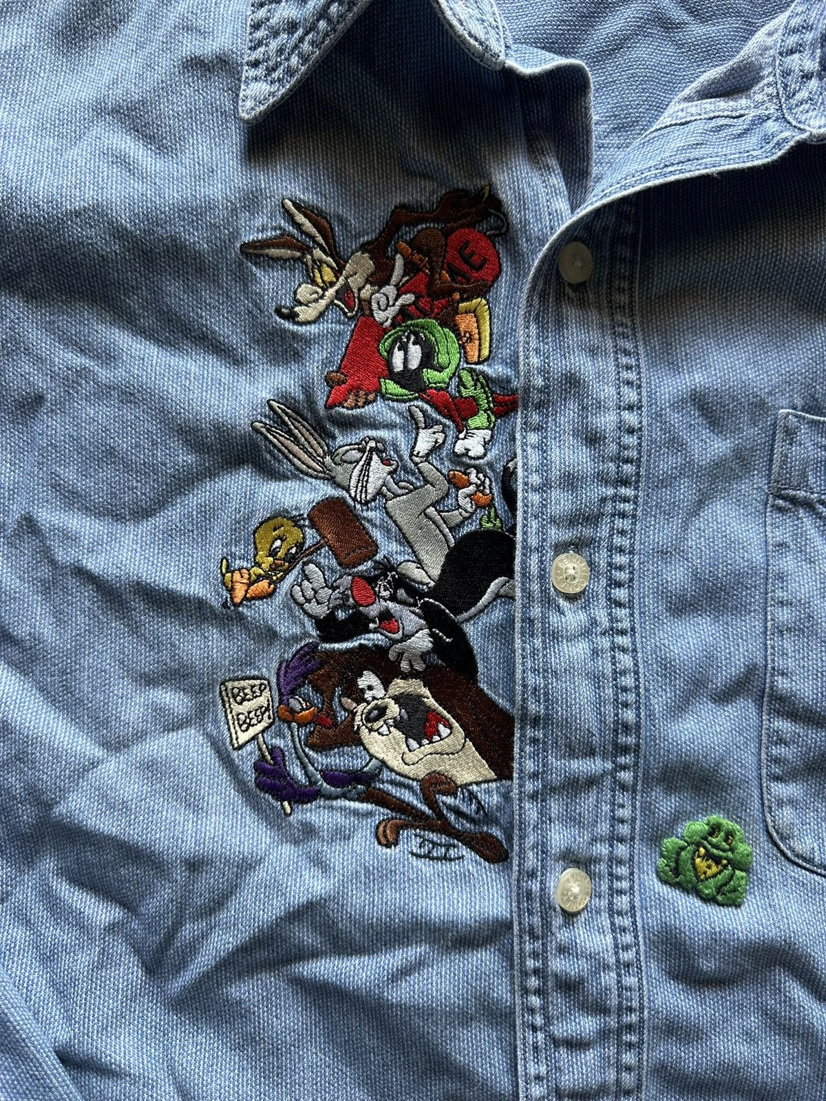 Vintage Vintage Looney Tunes Denim Button Up Shirt Size US L / EU 52-54 / 3 - 1 Thumbnail