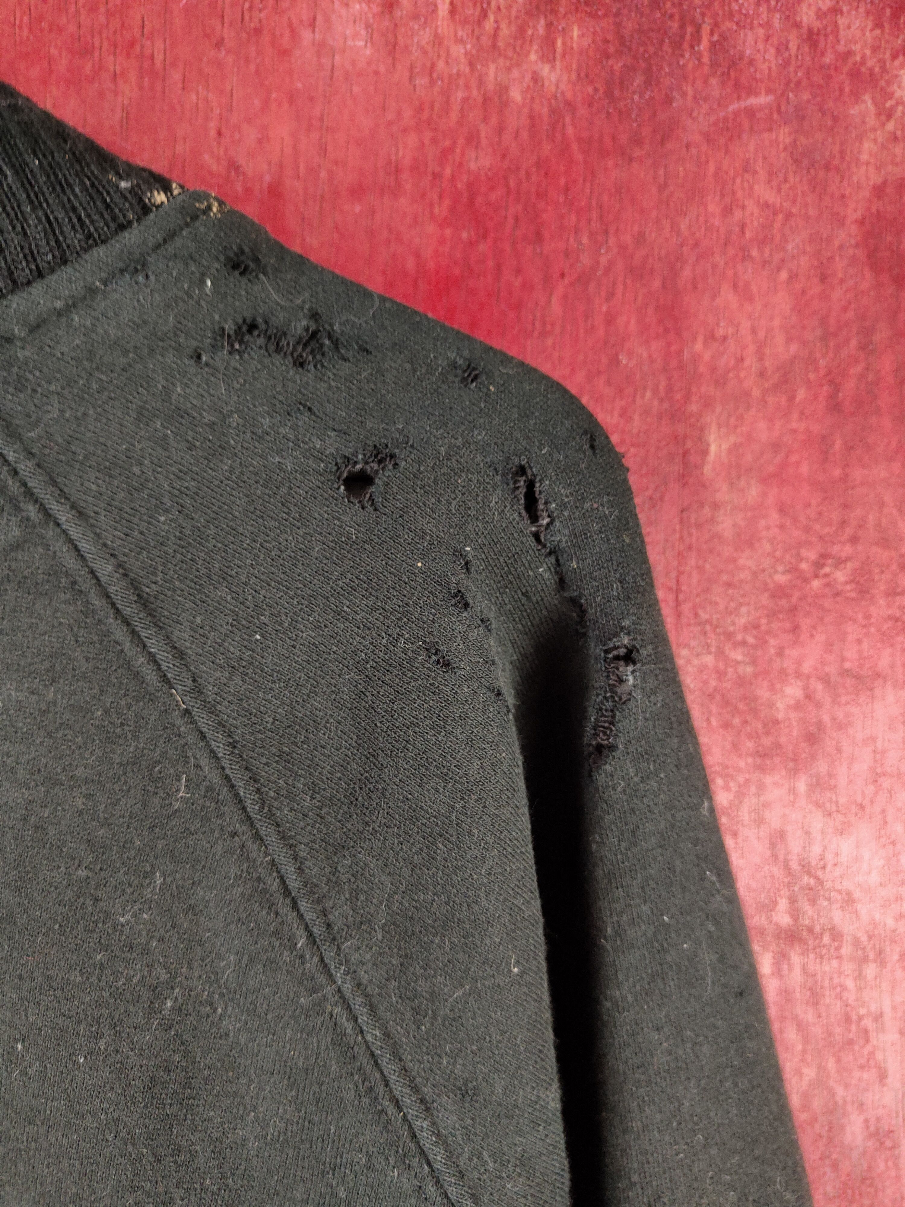 Columbia × Vintage Columbia GRT Black distressed ripped vintage Sweaters #S2136 Size US L / EU 52-54 / 3 - 13 Thumbnail