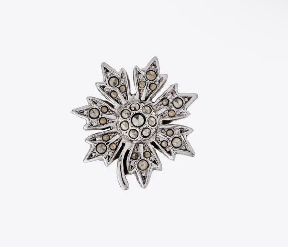 Saint Laurent Paris Saint Laurent Rhinestone Flake Little Flower Brooch in metal Size ONE SIZE - 6 Thumbnail