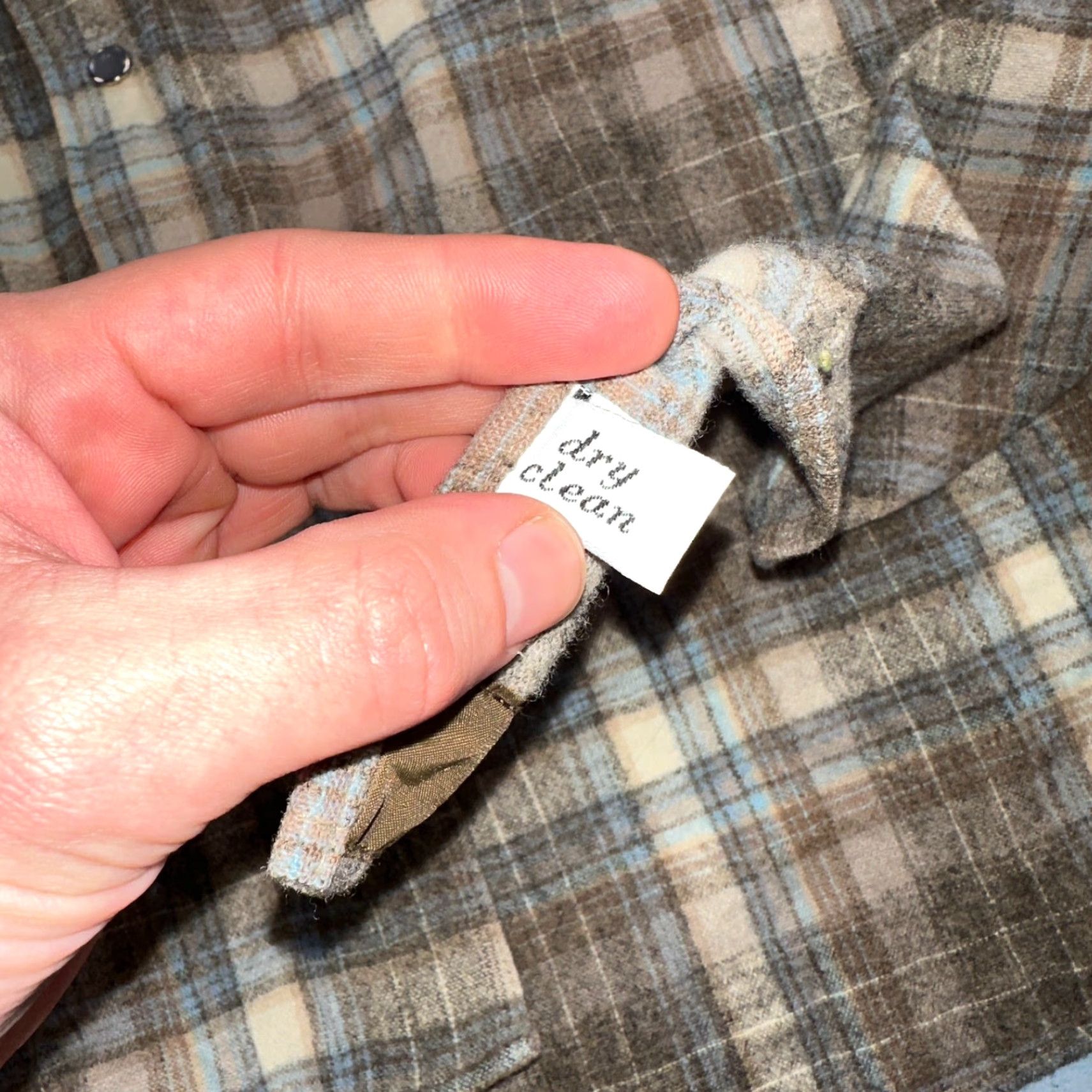 Pendleton VINTAGE Pendleton Shirt Western Wool Plaid Pearl Snap Sz L Mens Size US L / EU 52-54 / 3 - 4 Thumbnail