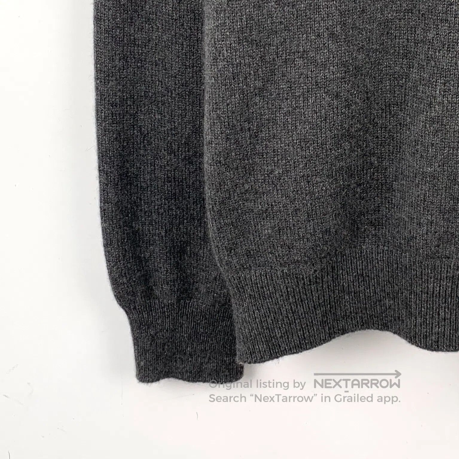 Louis Vuitton Louis Vuitton Dark Gray Back Monogrammed Cashmere Round Ne Size US XL / EU 56 / 4 - 4 Thumbnail