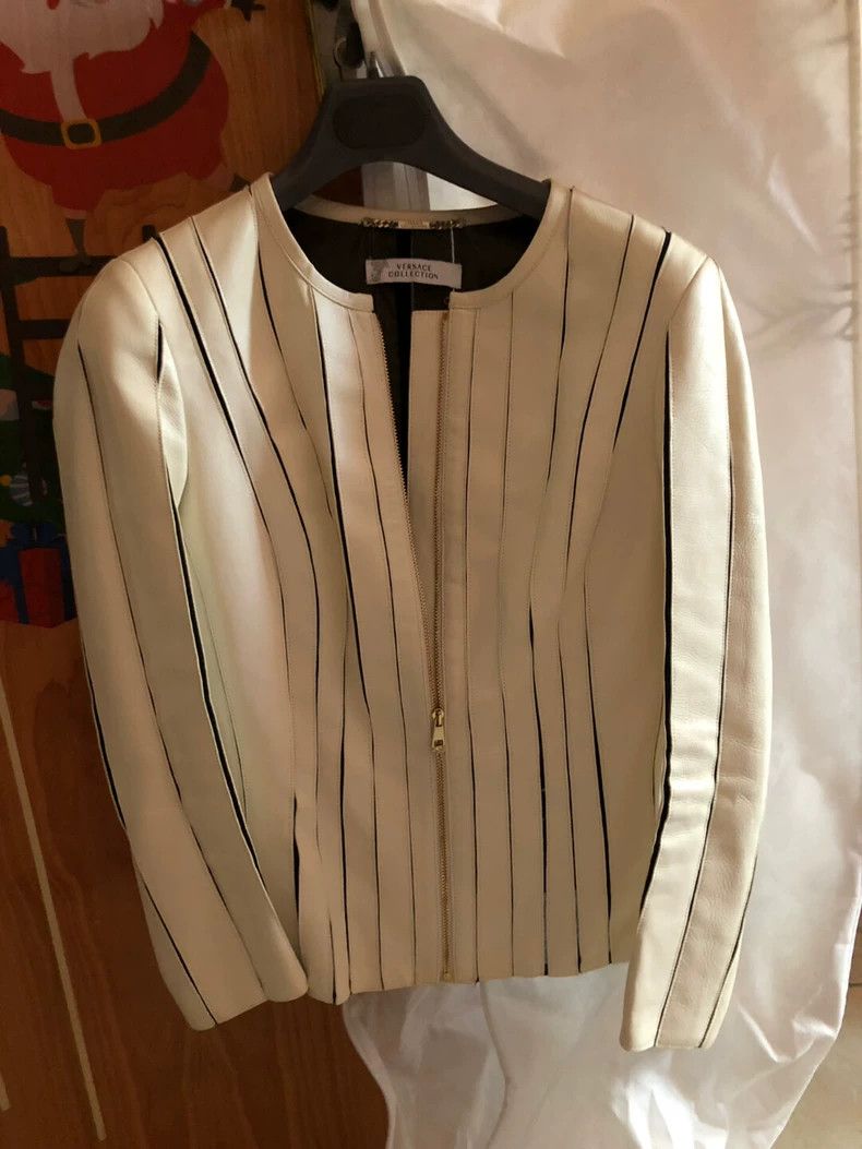 Versace Versace Women's leather jackets Size S / US 4 / IT 40 - 1 Thumbnail
