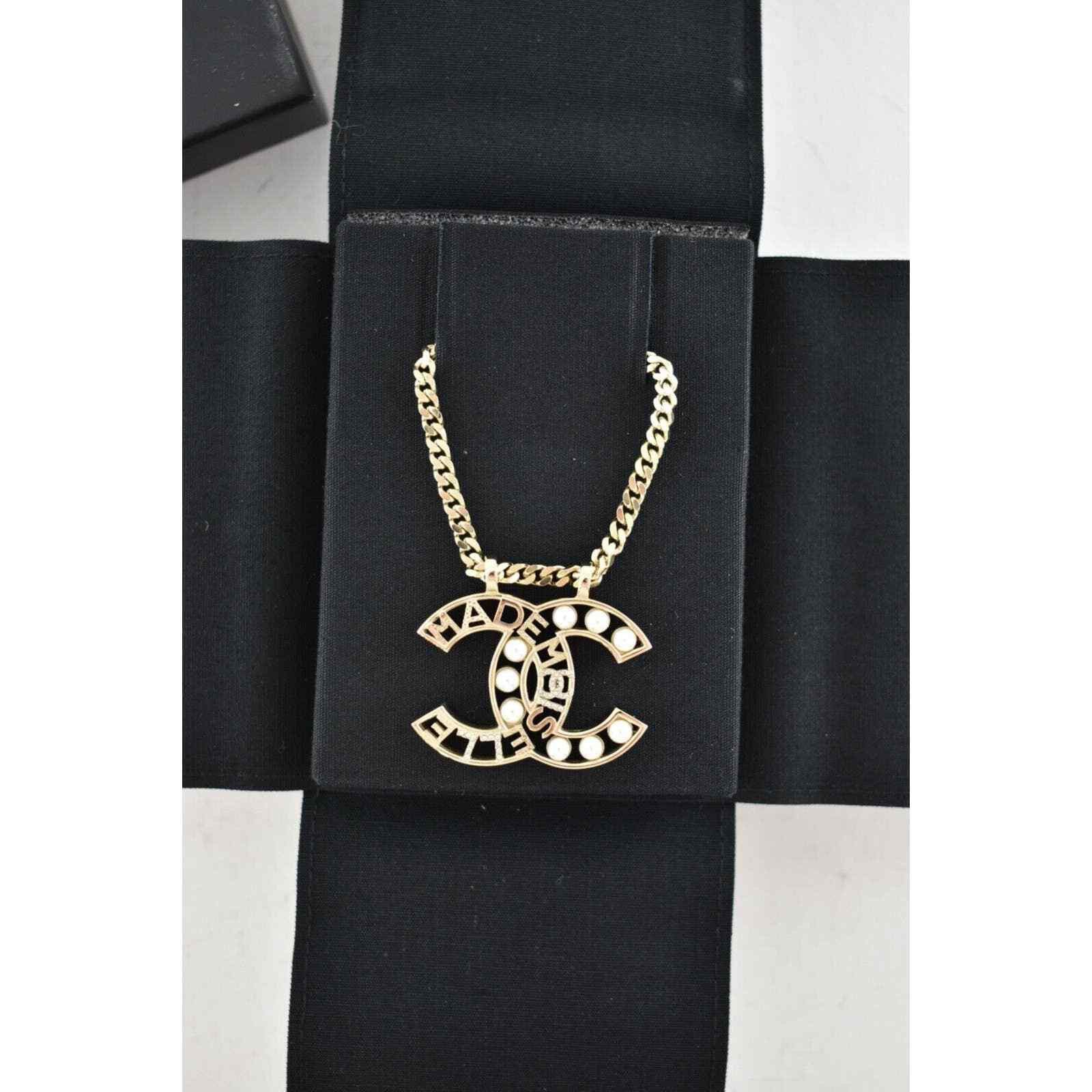 Chanel Chanel 22P Gold Metal Pearl Mademoiselle Pendant Necklace Size ONE SIZE - 8 Thumbnail